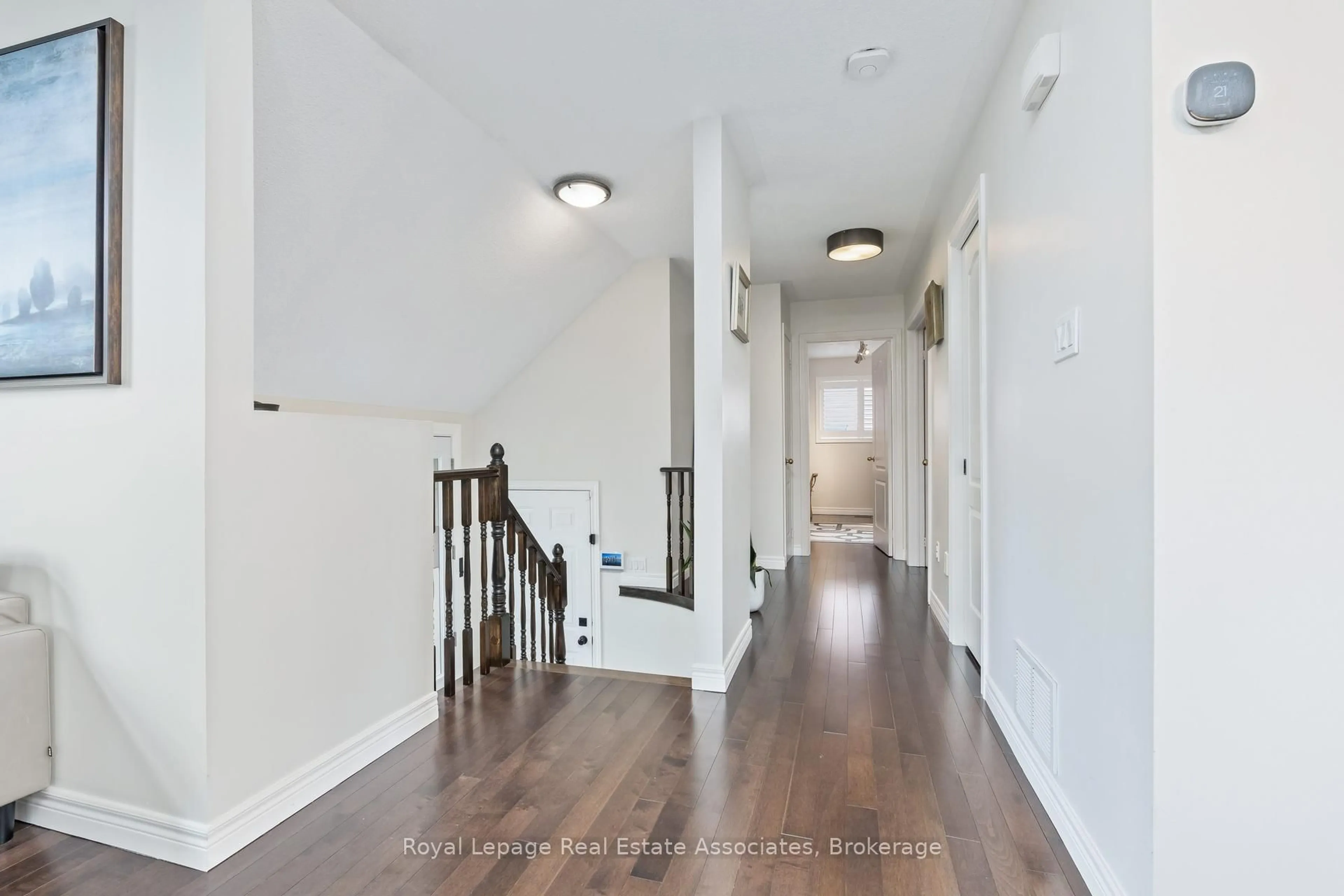 Indoor entryway for 15263 Argyll Rd, Halton Hills Ontario L7G 5N8