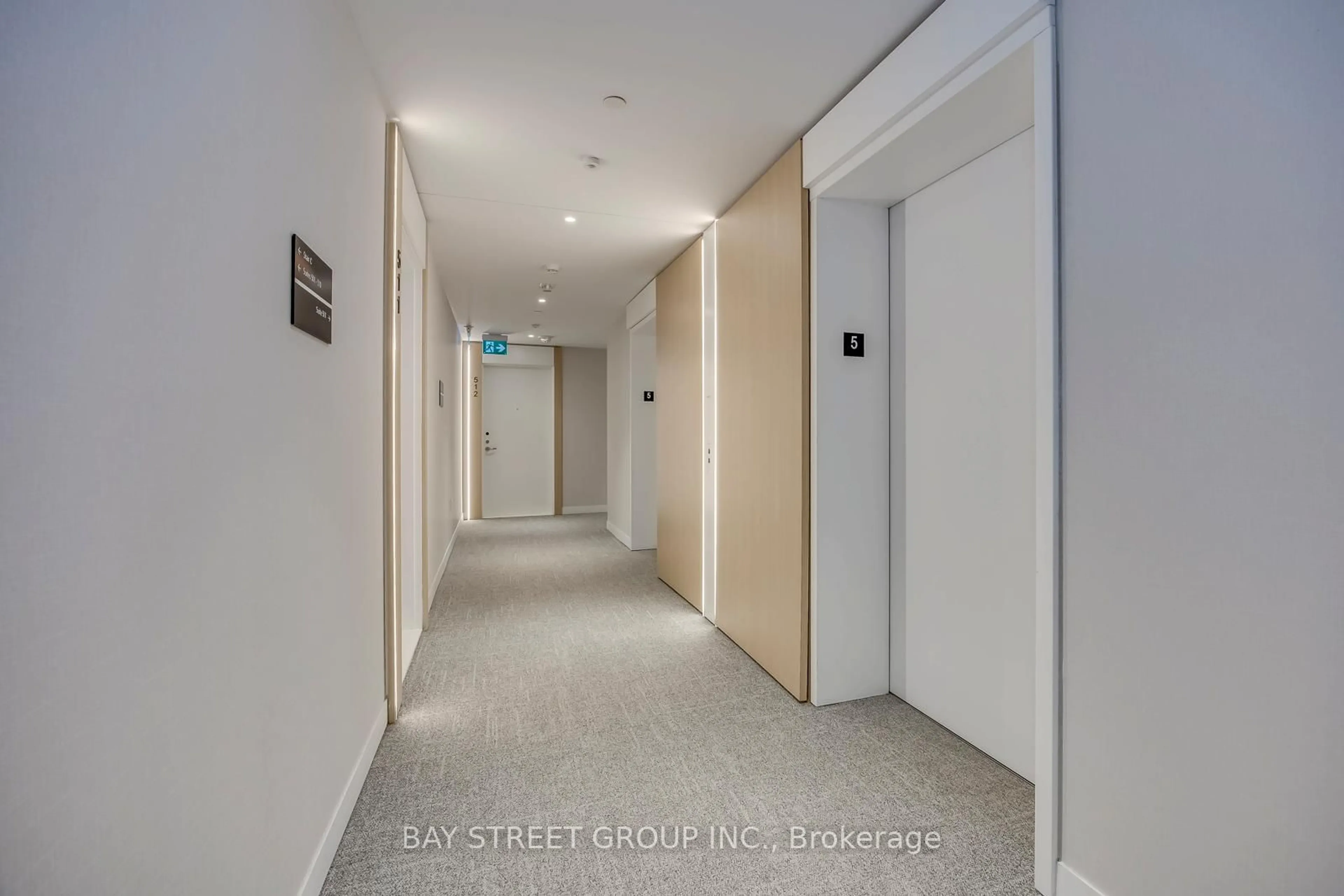 Indoor foyer for 251 Masonry Way #510, Mississauga Ontario L5H 0B3