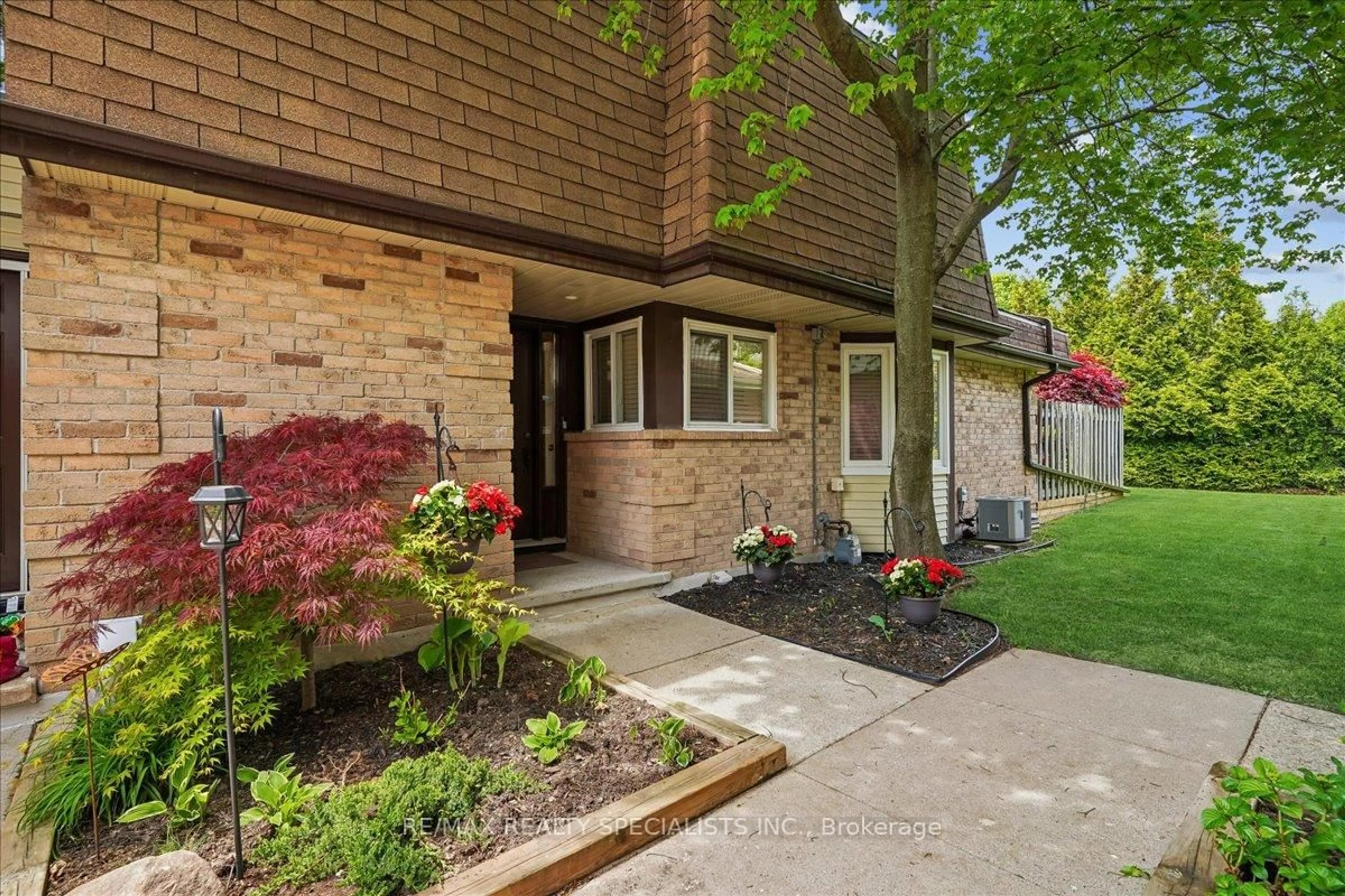 Unknown for 1507 Upper Middle Rd #3, Burlington Ontario L7P 4M5