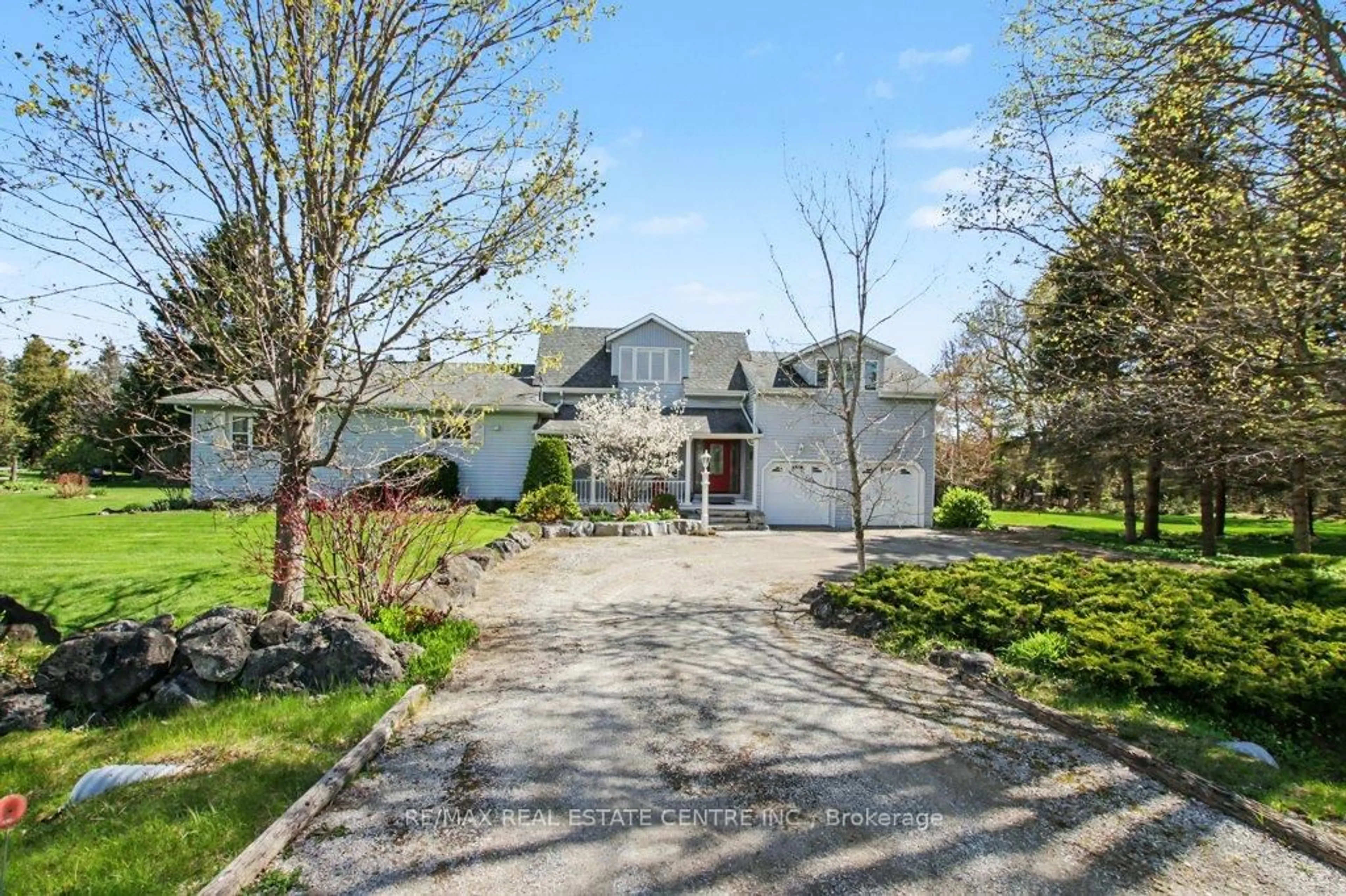 A pic from outside/outdoor area/front of a property/back of a property/a pic from drone, street for 11113 Fifth  Nassagaweya Line, Milton Ontario N0B 2K0