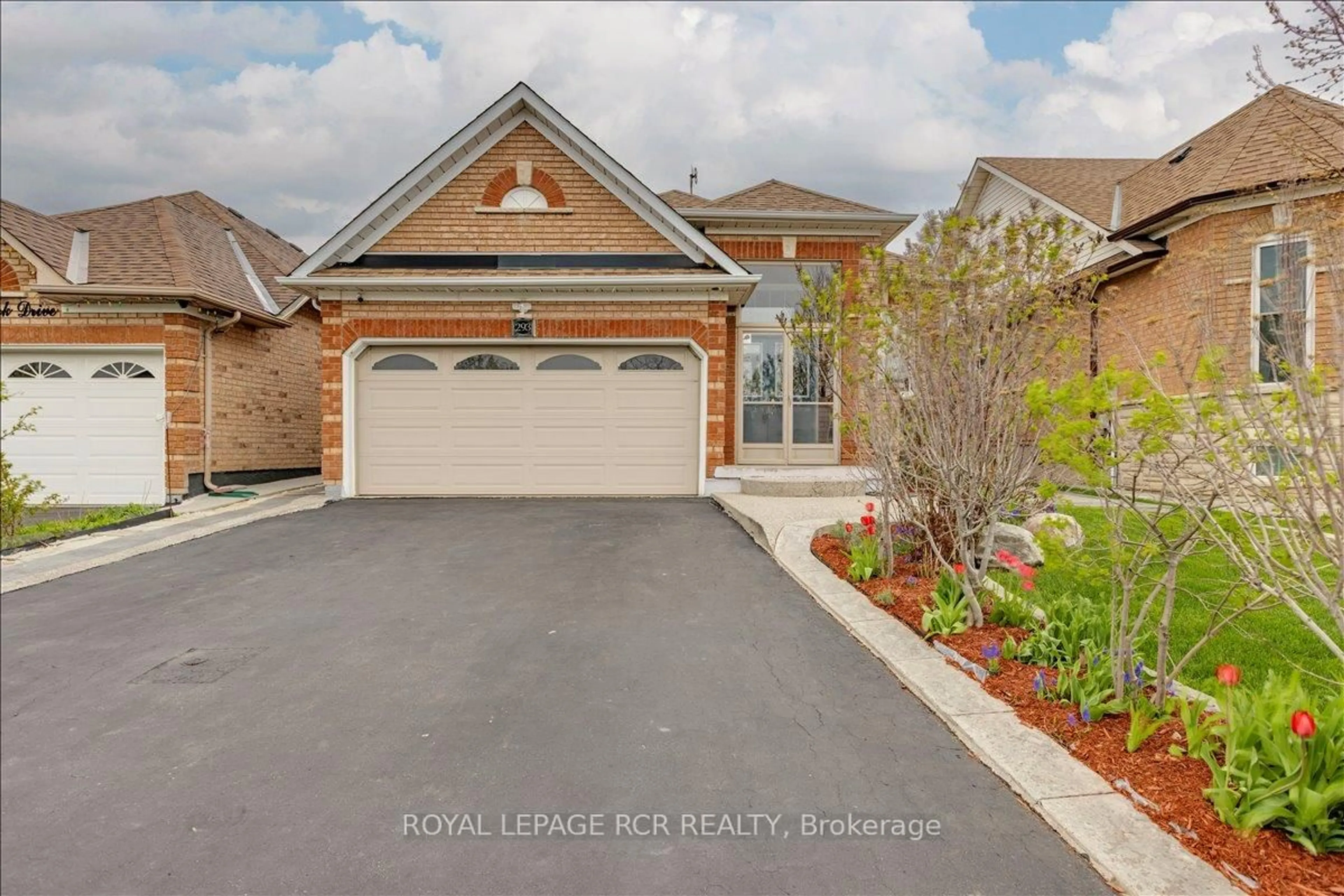 Unknown for 293 Van Kirk Dr, Brampton Ontario L7A 1M3