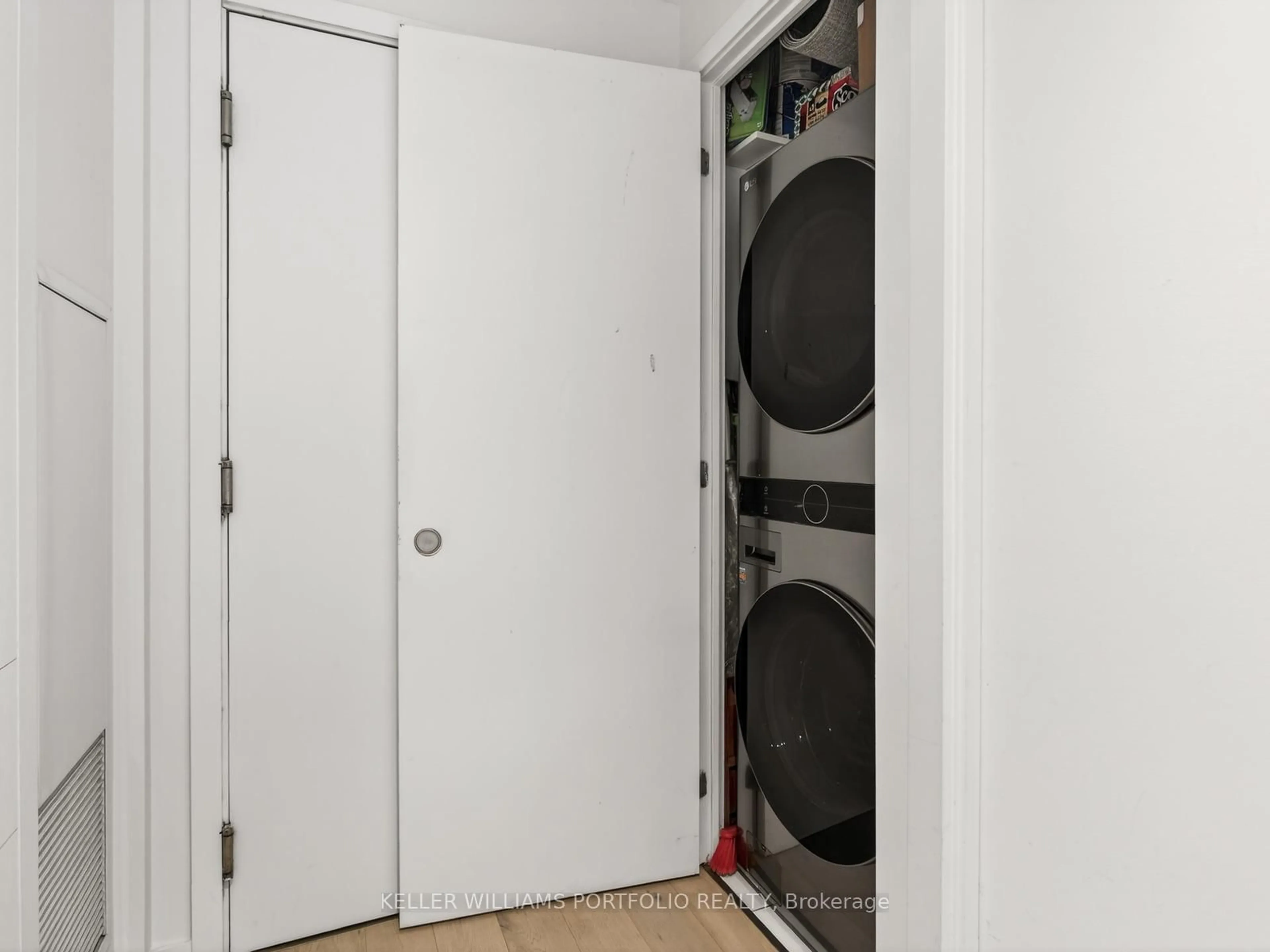Storage room or clothes room or walk-in closet for 103 The Queensway Ave #1713, Toronto Ontario M6S 5B3