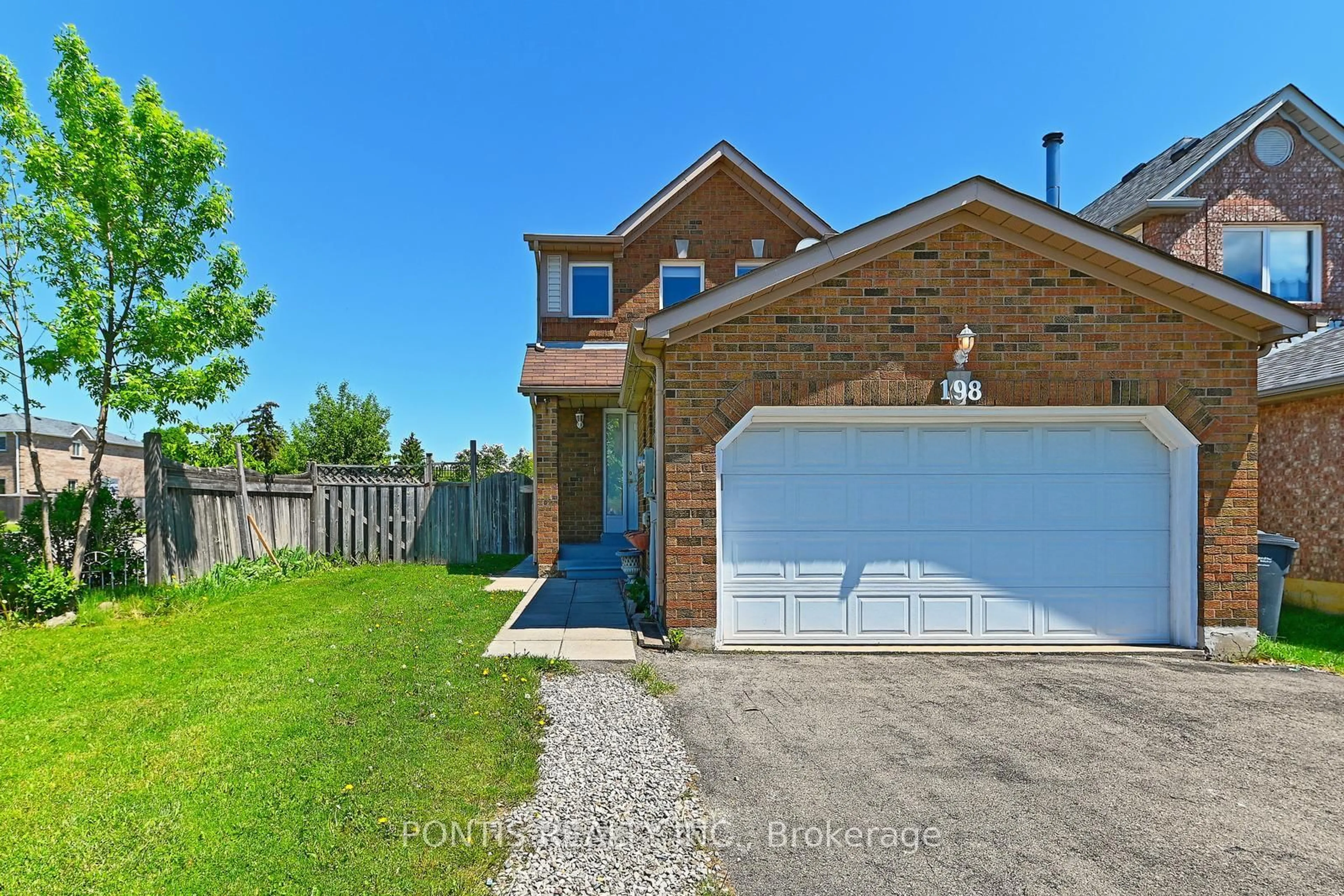 Home with brick exterior material, street for 198 MOFFATT Ave, Brampton Ontario L6Y 4R3