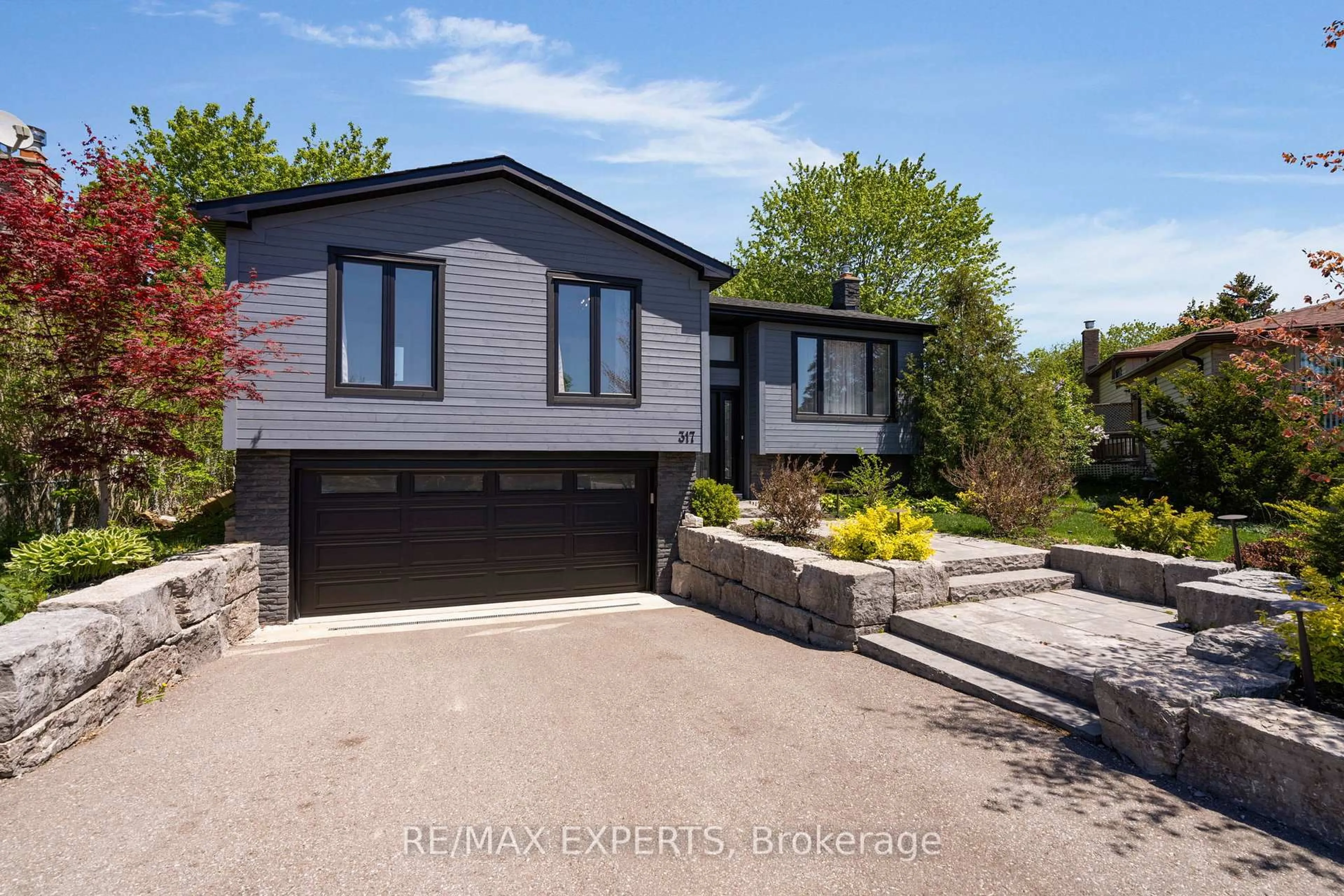 Home with brick exterior material, street for 317 Marple Cres, Caledon Ontario L7E 3Y8