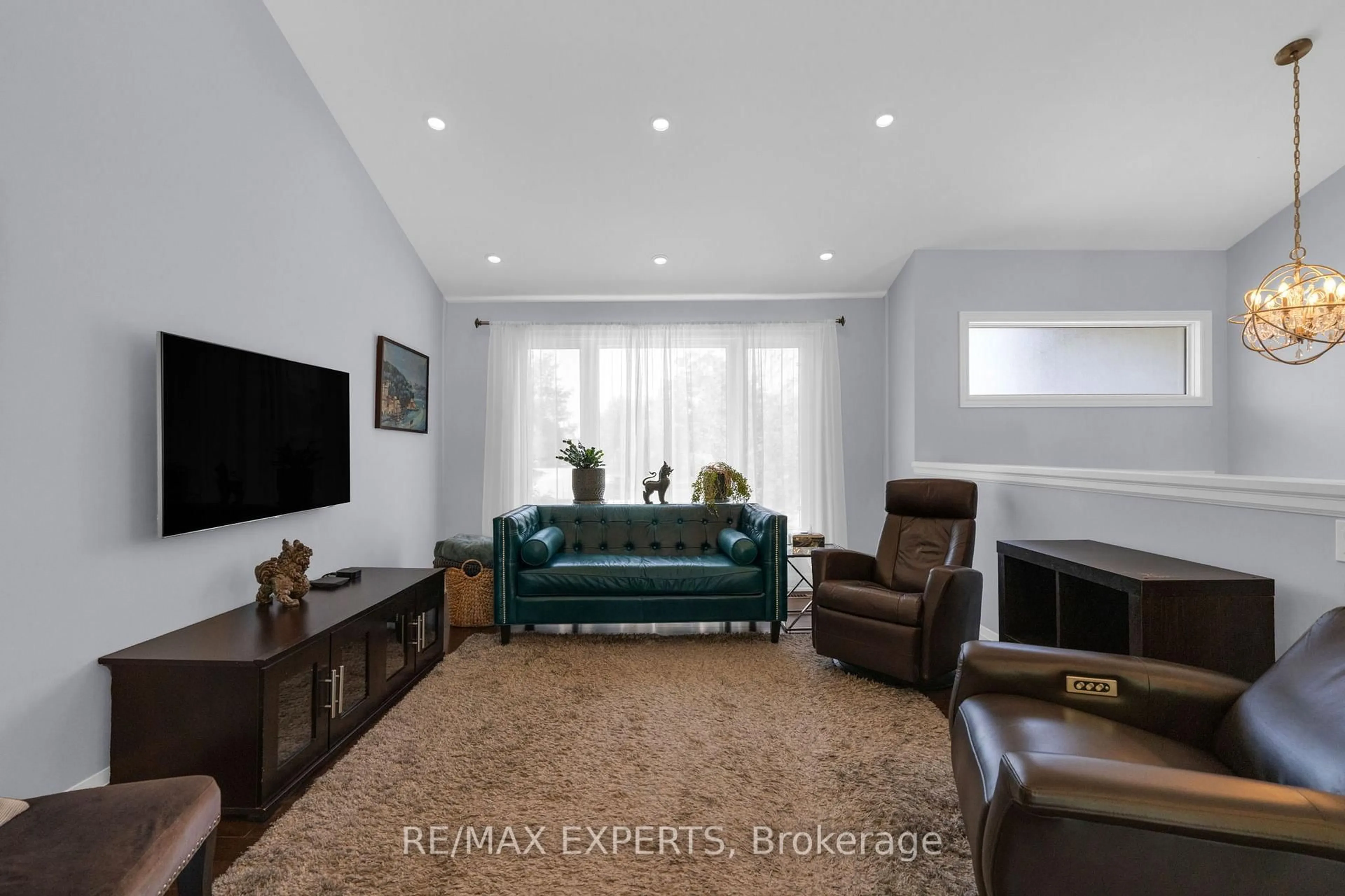 Living room with furniture, unknown for 317 Marple Cres, Caledon Ontario L7E 3Y8