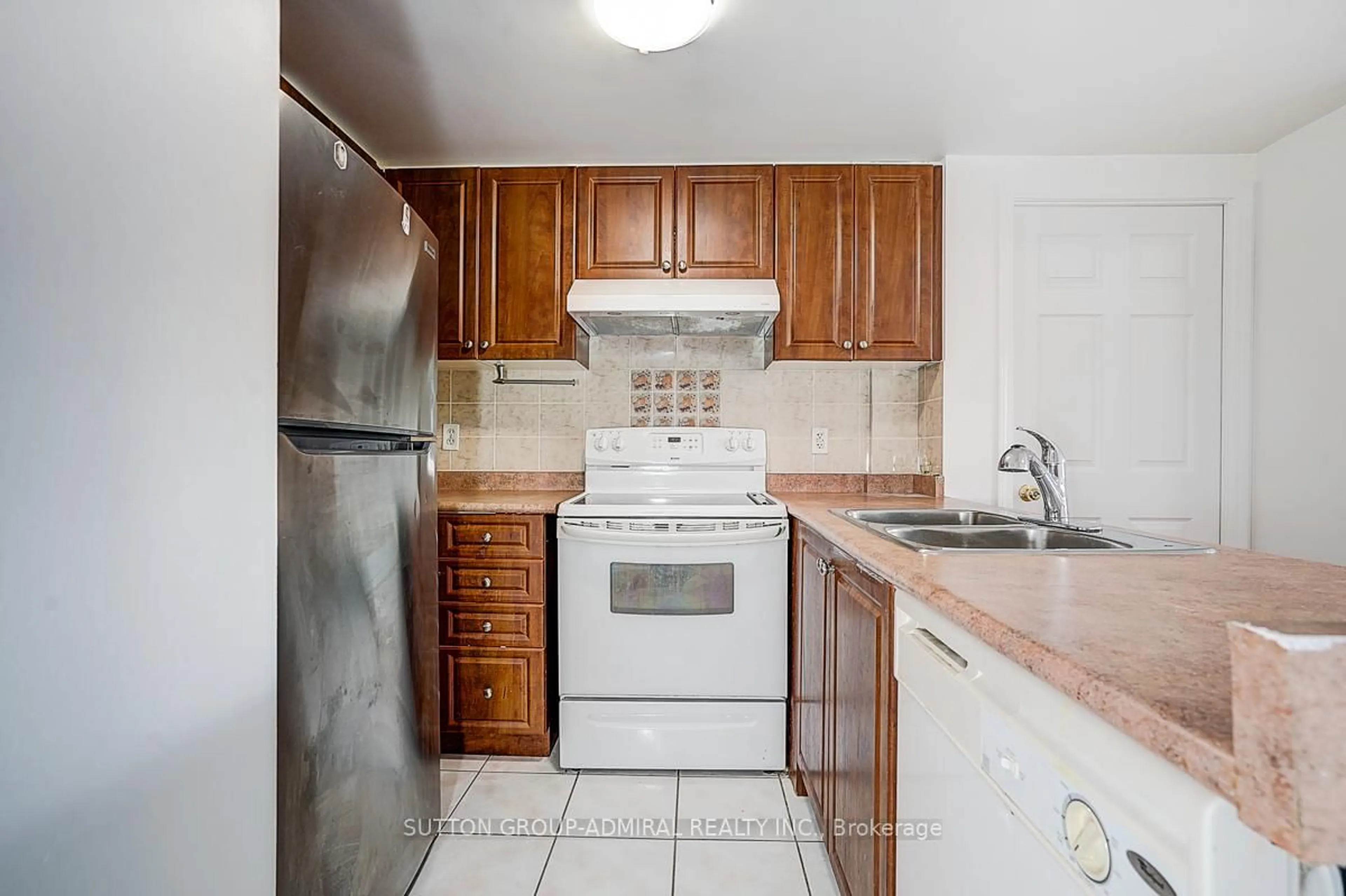 Standard kitchen, unknown for 3047 Finch Ave #2057, Toronto Ontario M9M 0A5