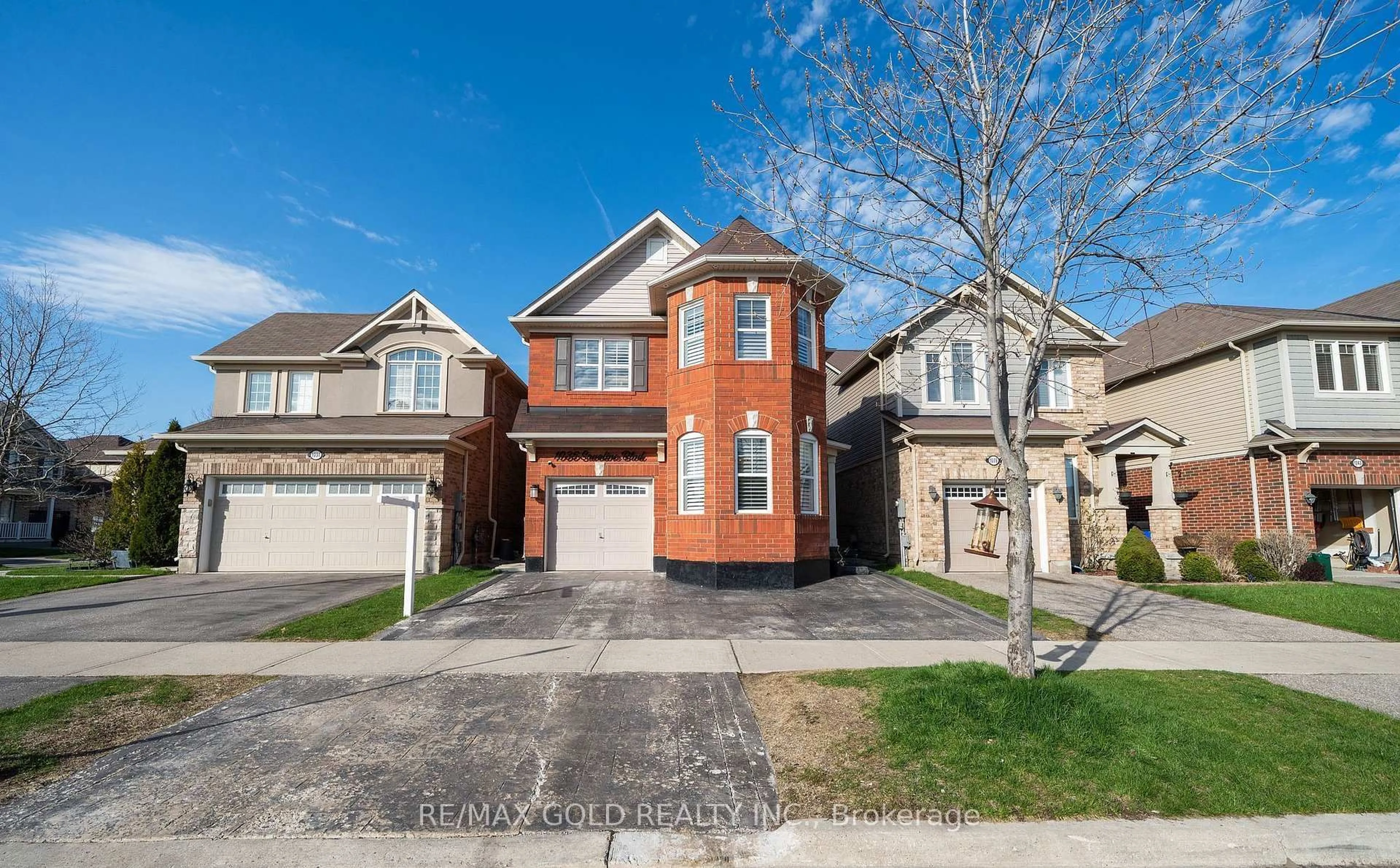 Home with brick exterior material, street for 1035 SAVOLINE Blvd, Milton Ontario L9T 8P2