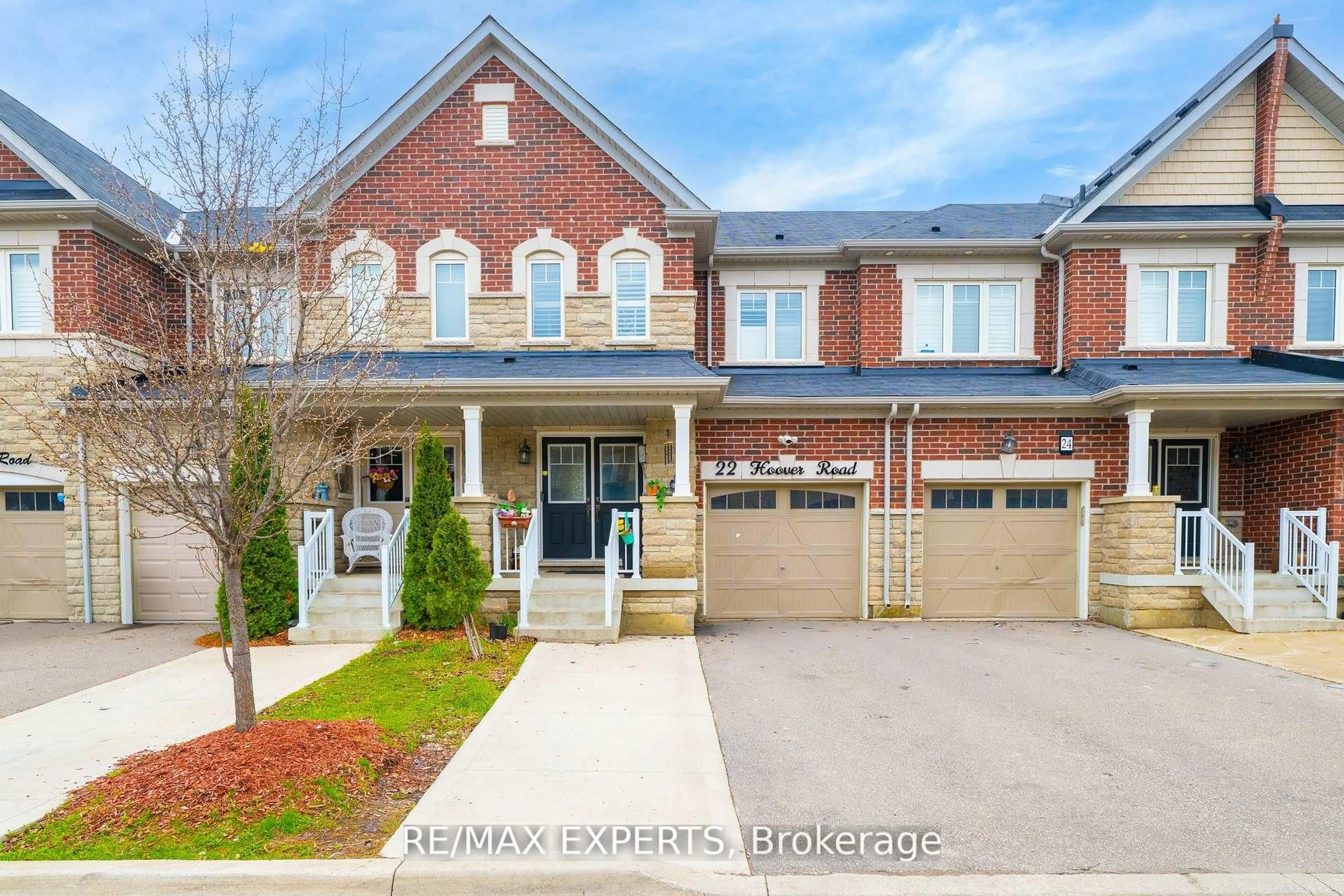 Home with brick exterior material, street for 22 Hoover Rd, Brampton Ontario L7A 4L2