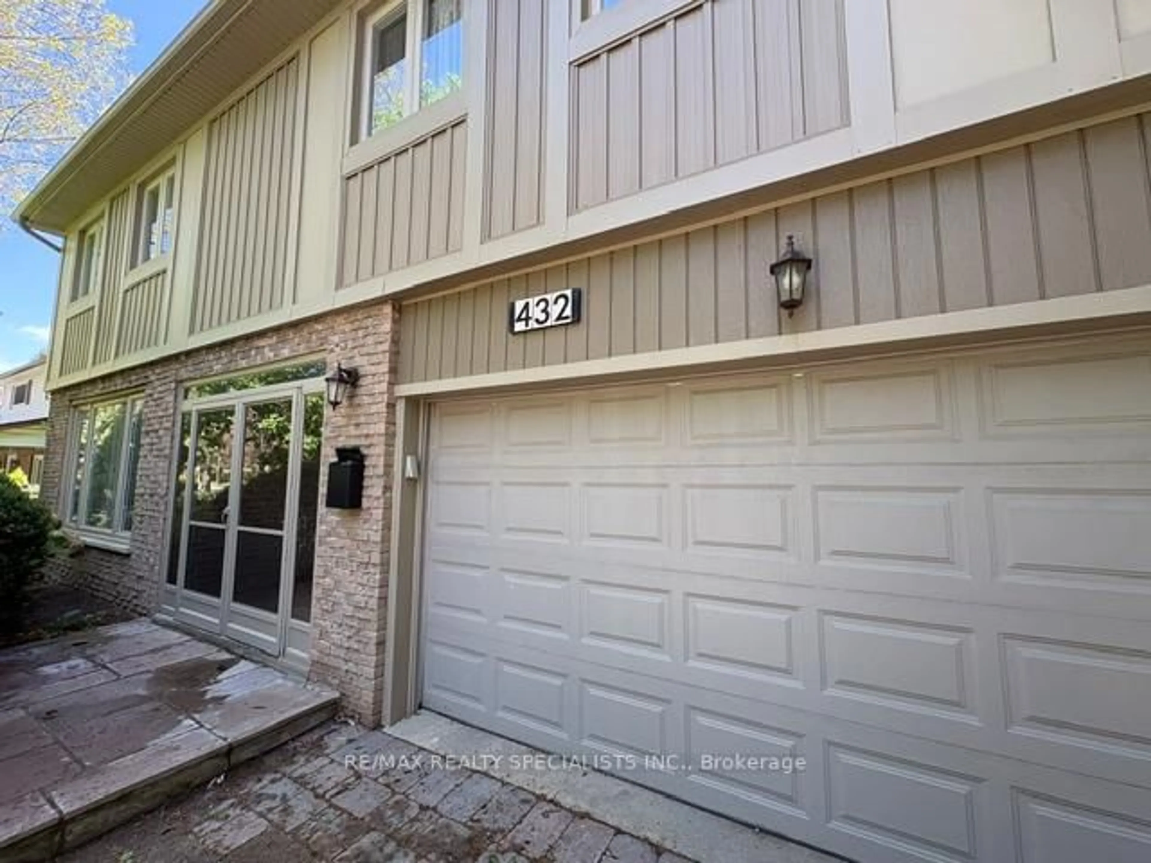 Unknown for 432 Isabella Ave, Mississauga Ontario L5B 2G2