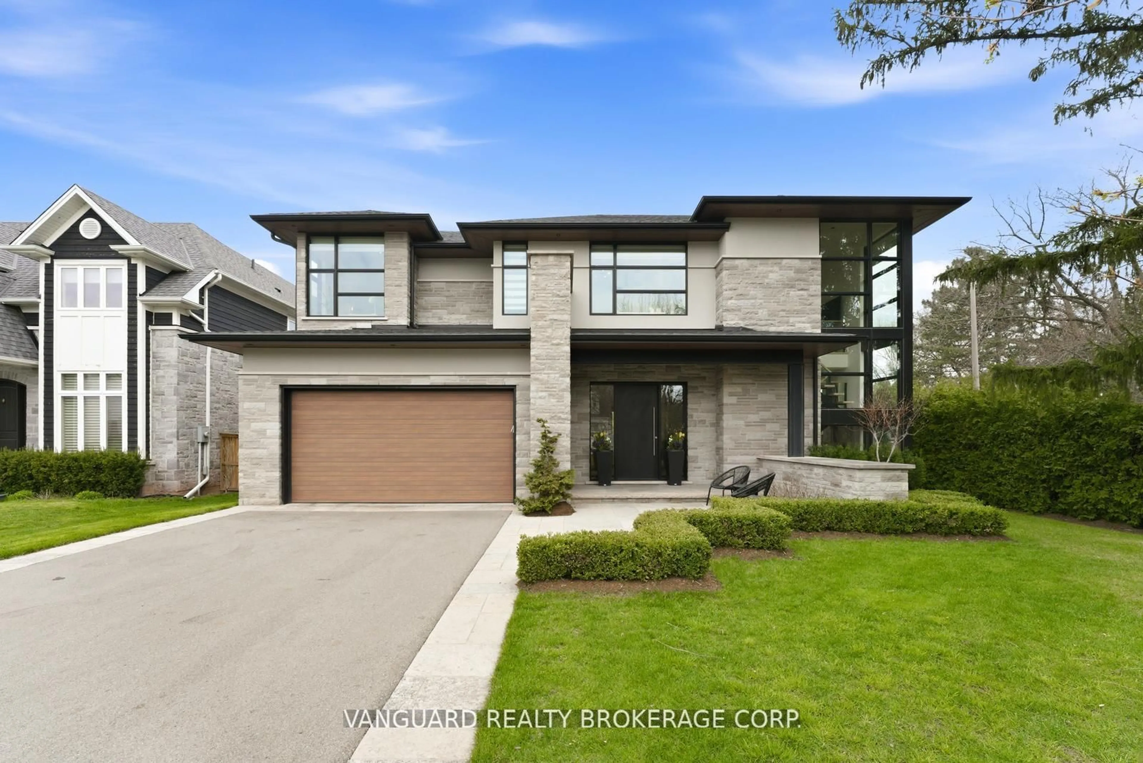 Home with brick exterior material, street for 1099 Truman Ave, Oakville Ontario L6H 1Y9