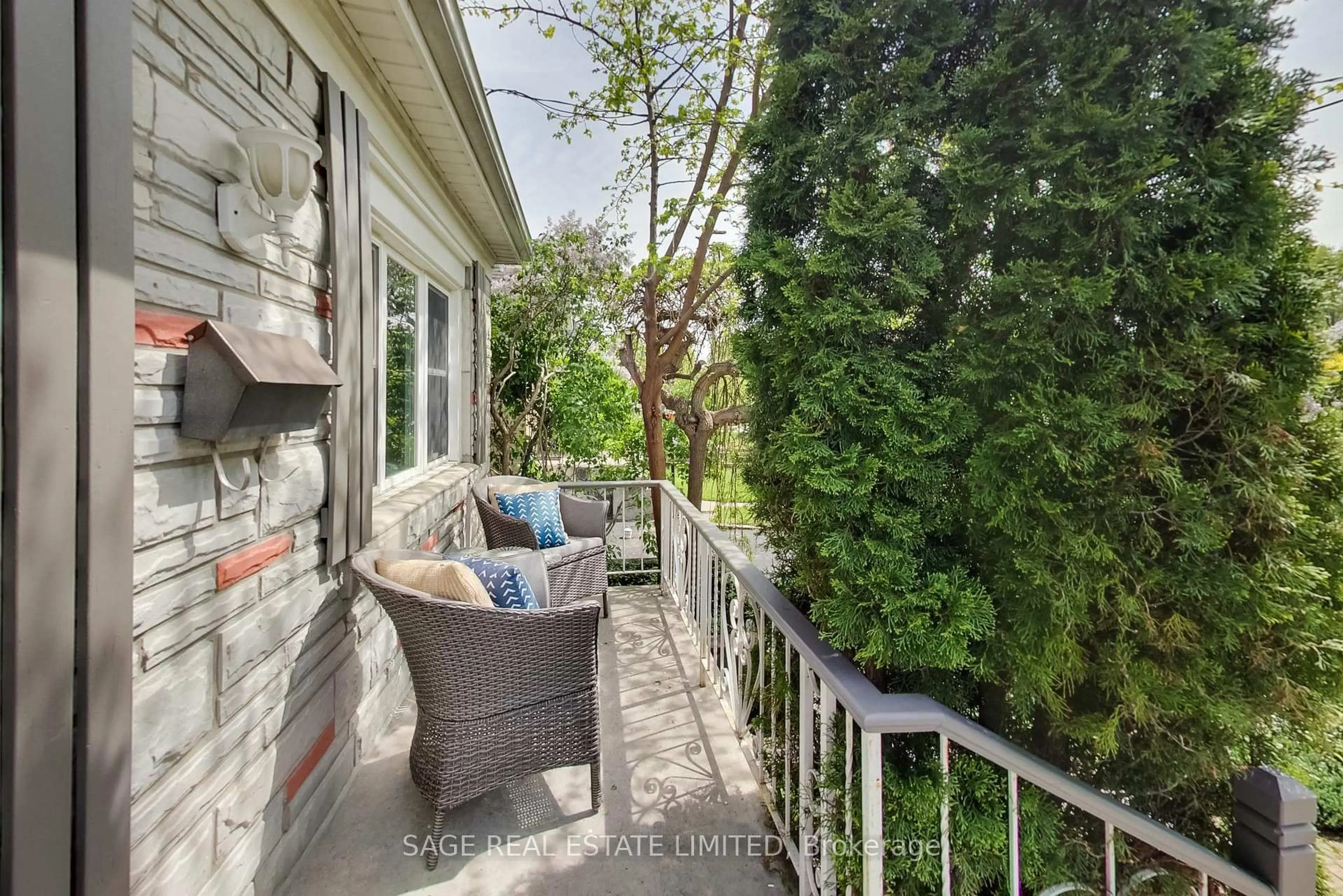 Patio, street for 35 Blakley Ave, Toronto Ontario M6N 3Y4