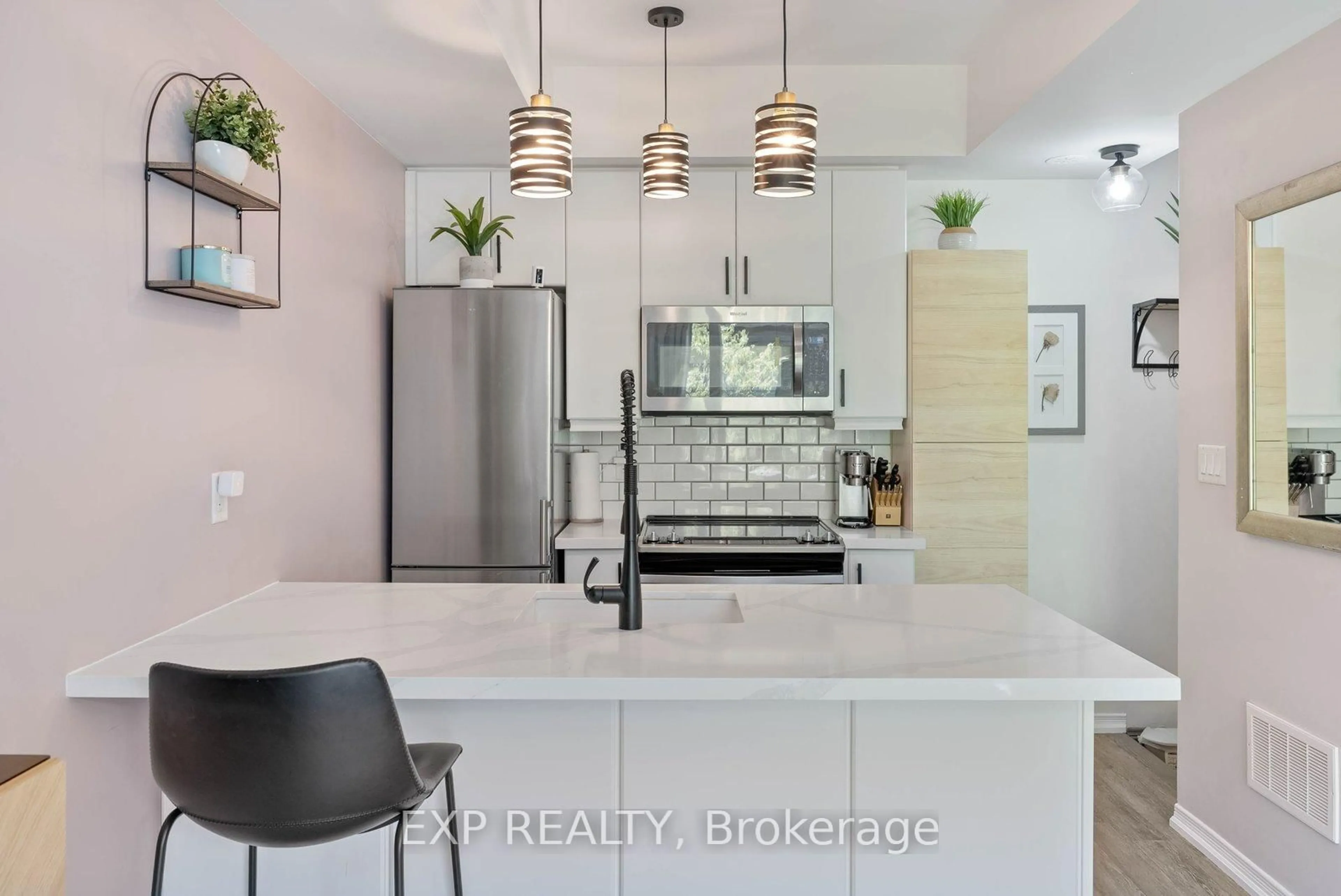 Contemporary kitchen, ceramic/tile floor for 30 Fieldway Rd #89, Toronto Ontario M8Z 0E3