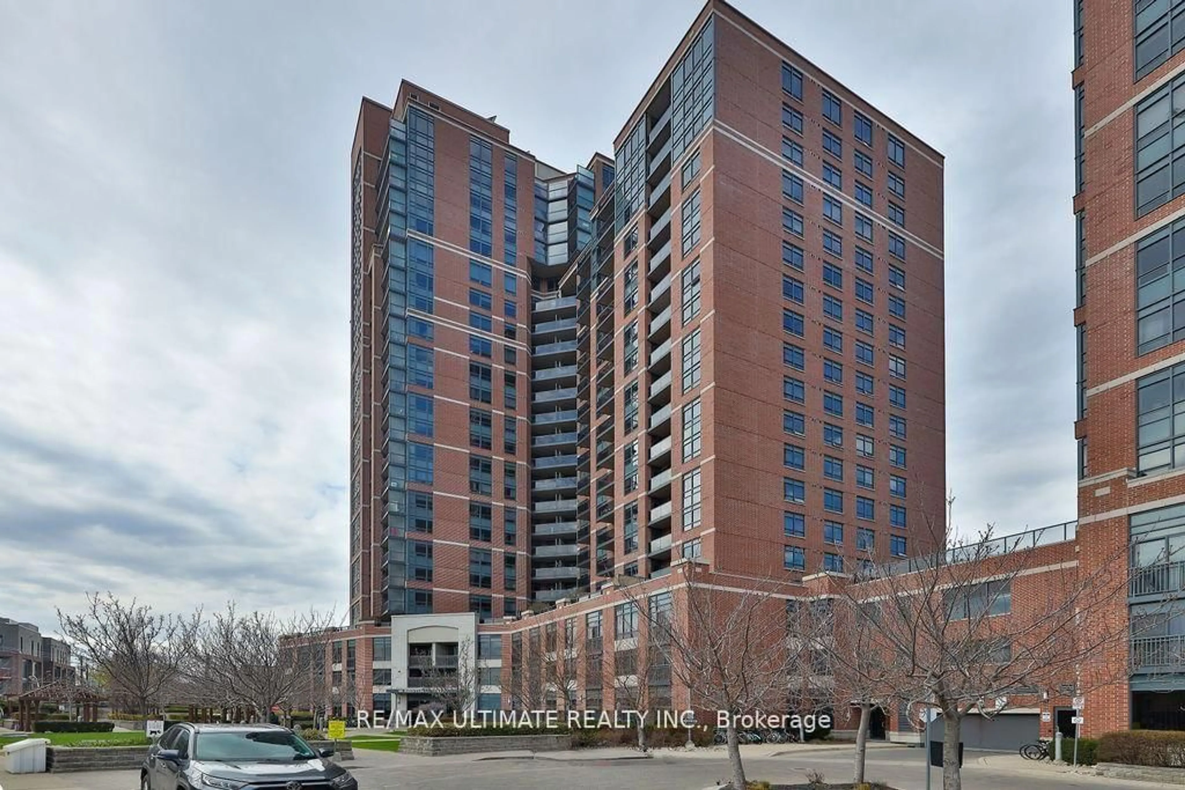 Unknown for 60 Heintzman St #2404, Toronto Ontario M6P 5A1