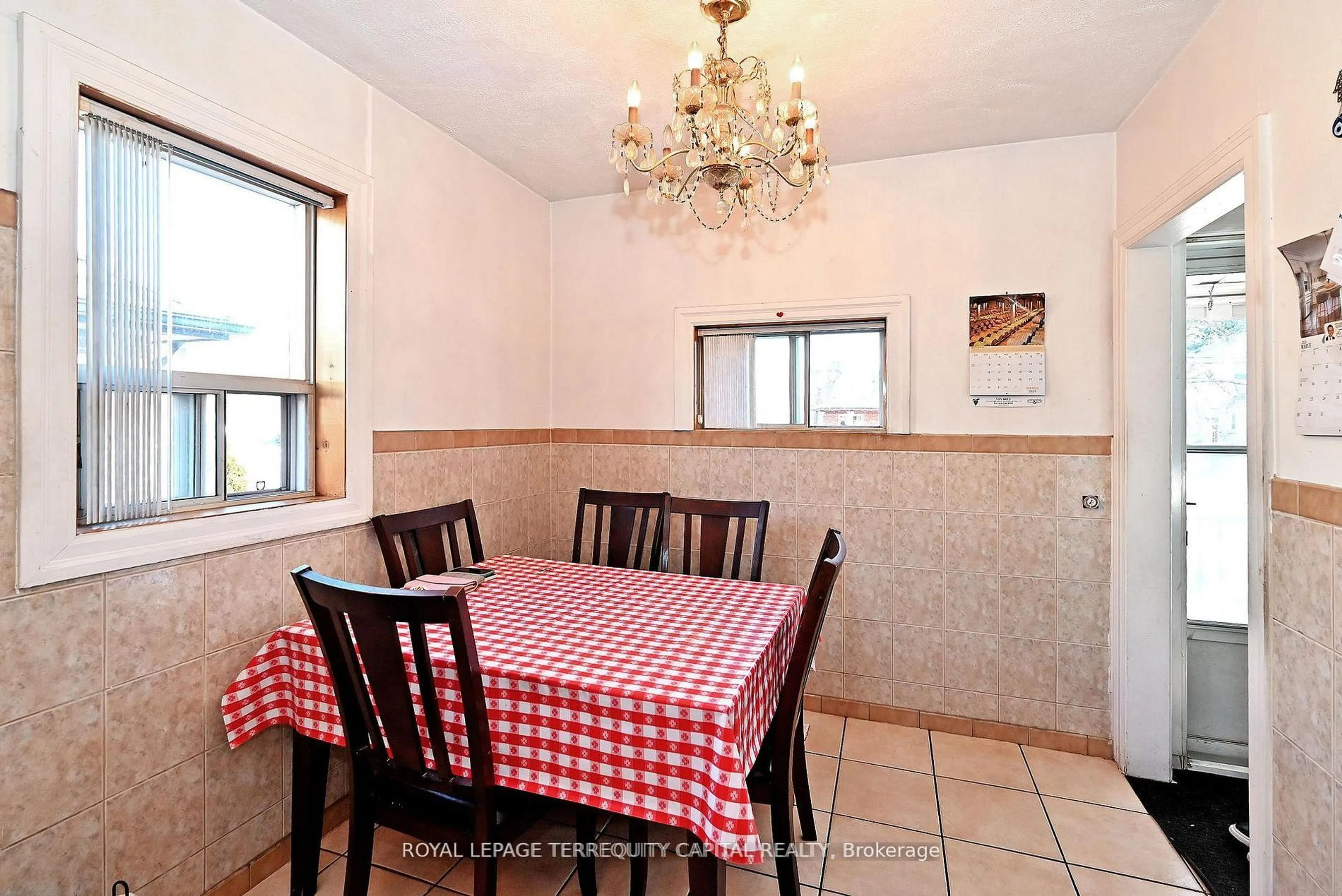 Dining room, ceramic/tile floor for 232 Church St, Toronto Ontario M9N 1P1