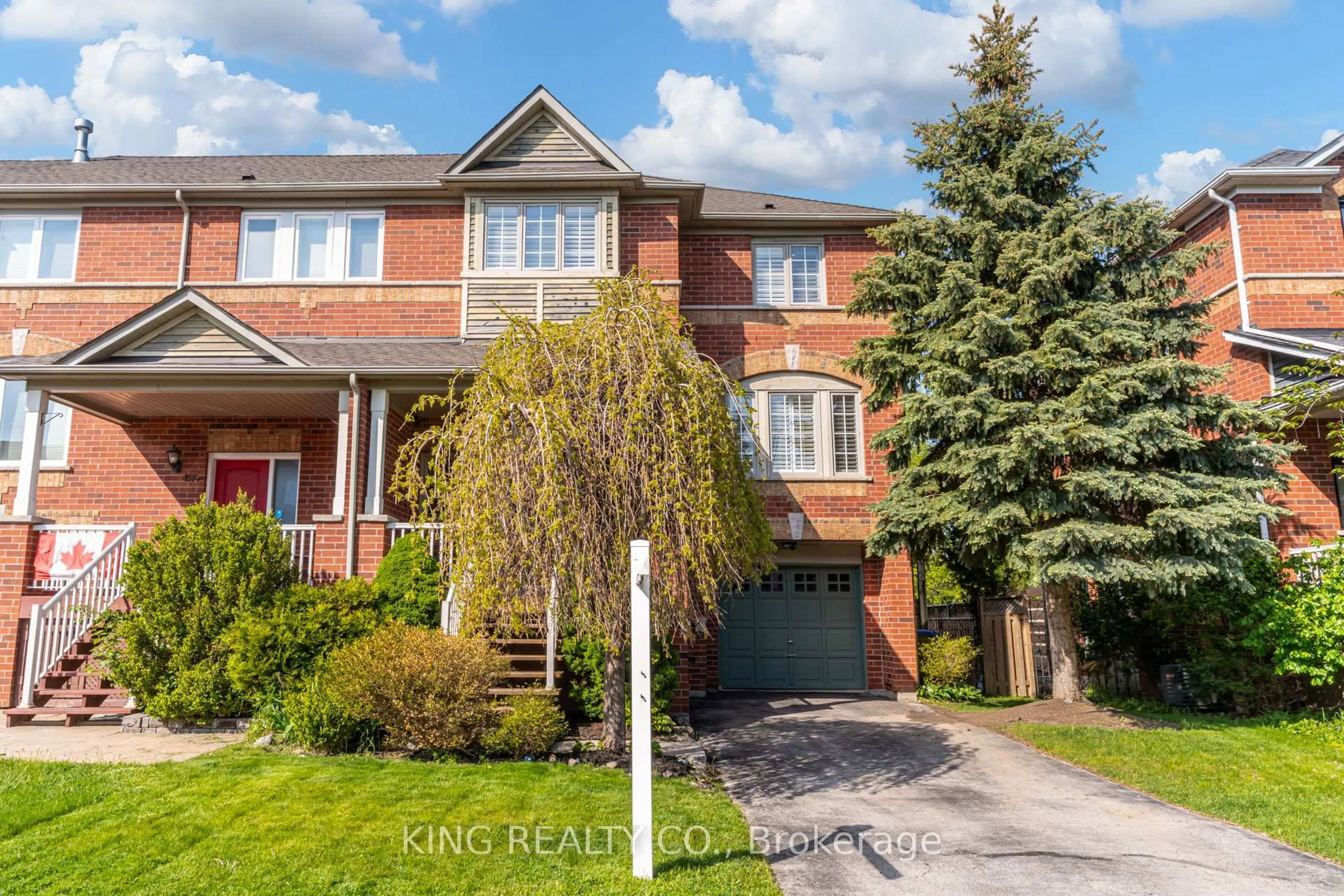 Home with brick exterior material, street for 1576 Woodhenge Way, Mississauga Ontario L5N 7S9