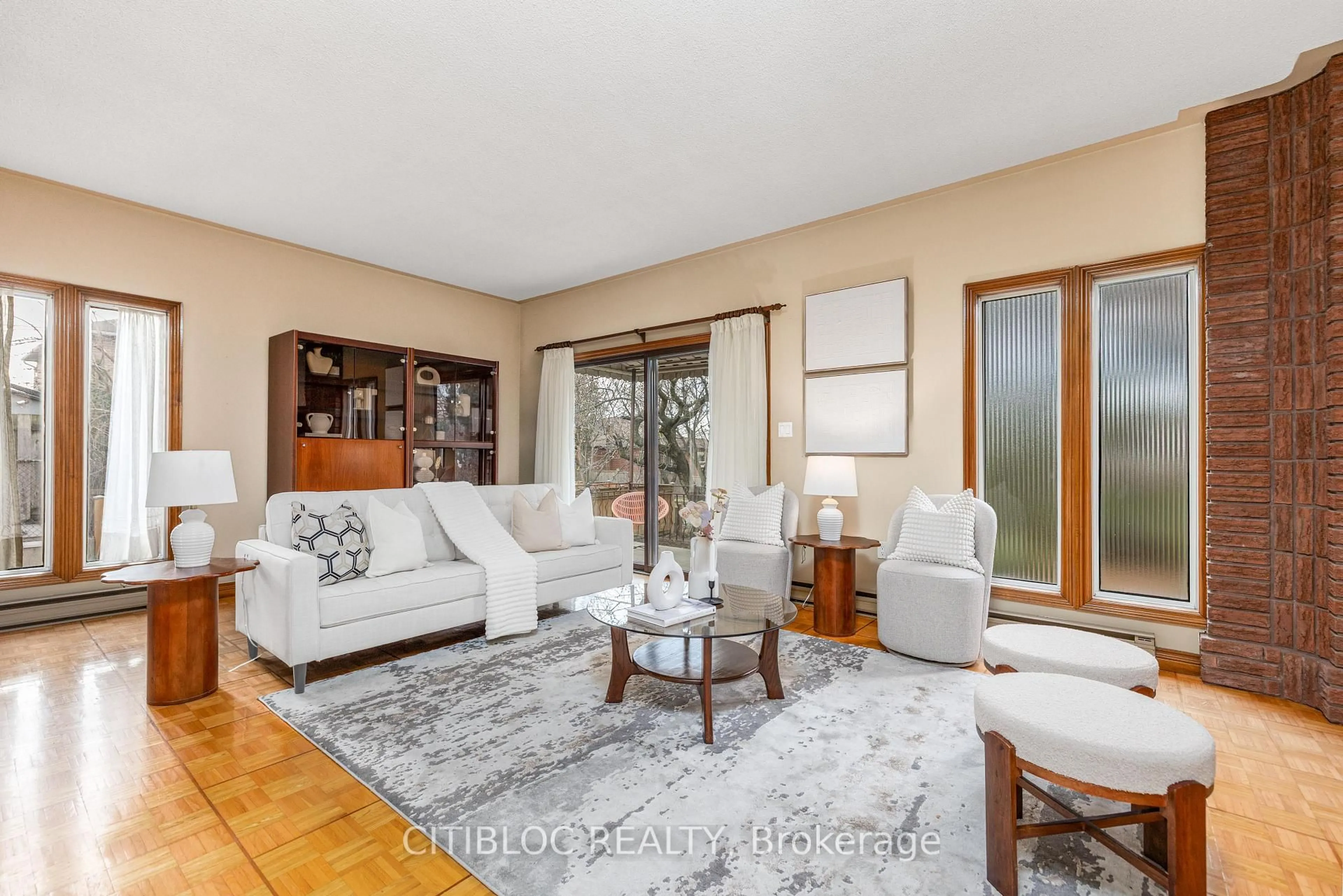 Living room with furniture, unknown for 74 Erie St, Toronto Ontario M6L 2R2