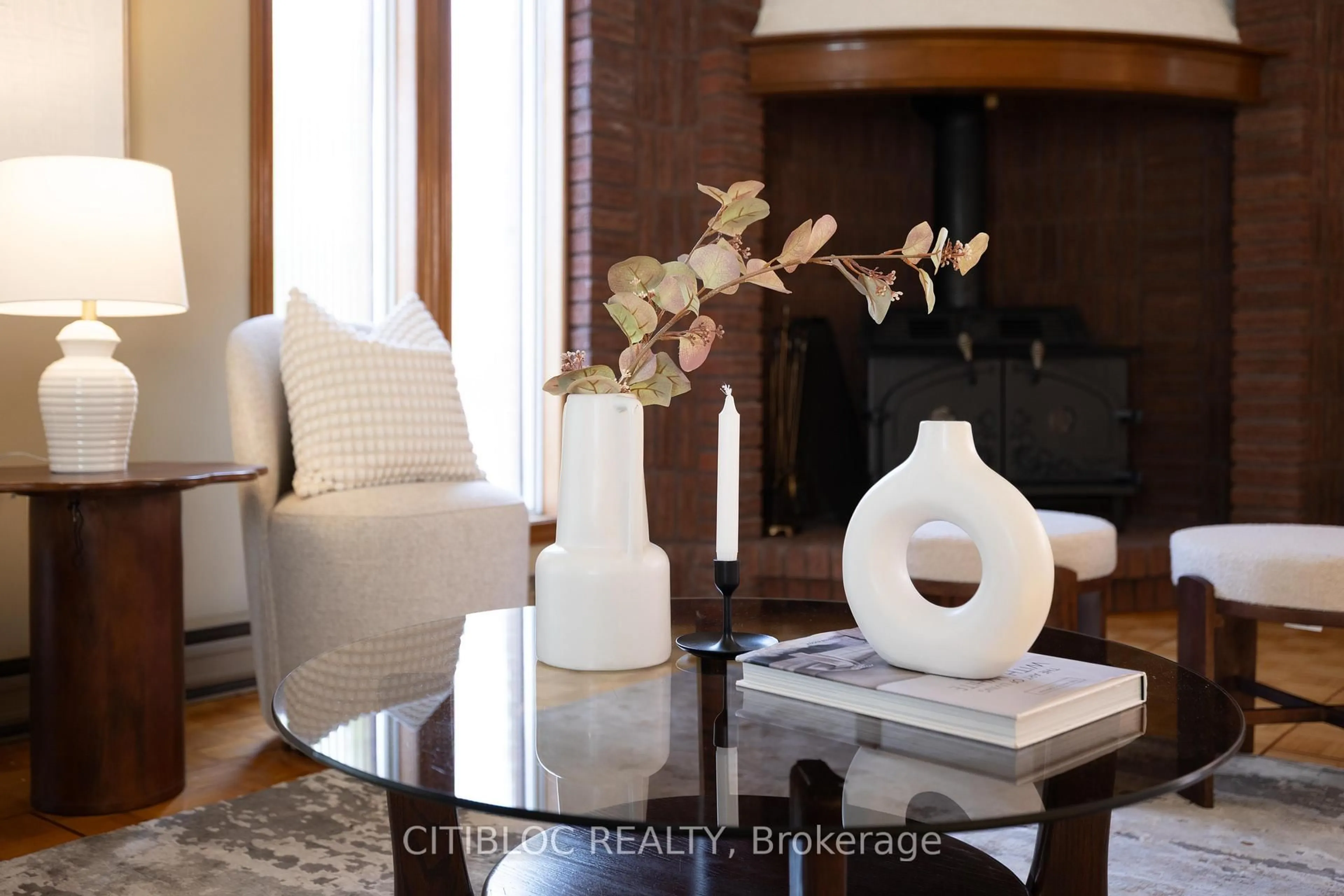 Living room with furniture, unknown for 74 Erie St, Toronto Ontario M6L 2R2