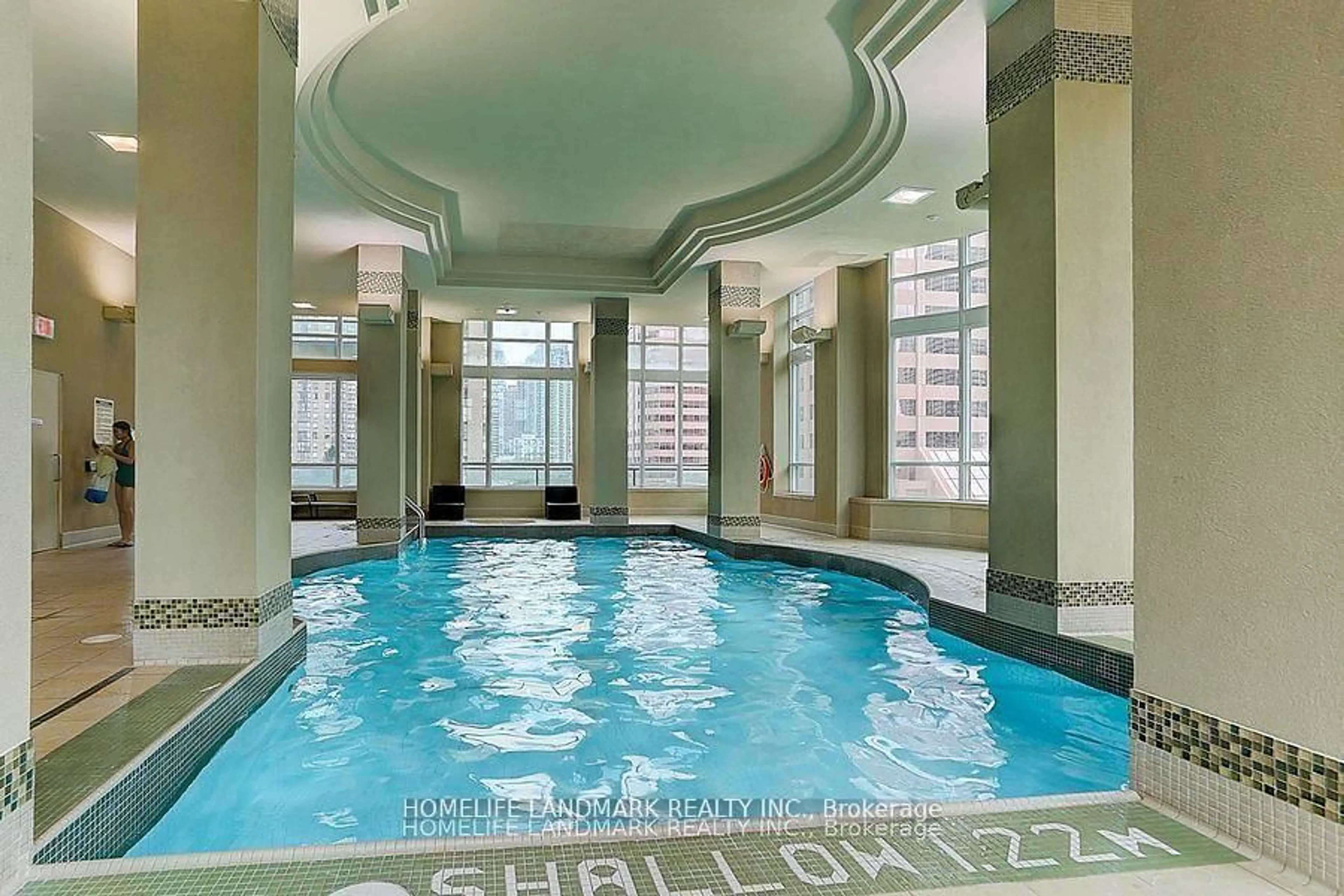 Pool for 208 Enfield Pl #3103, Mississauga Ontario L5B 0B8