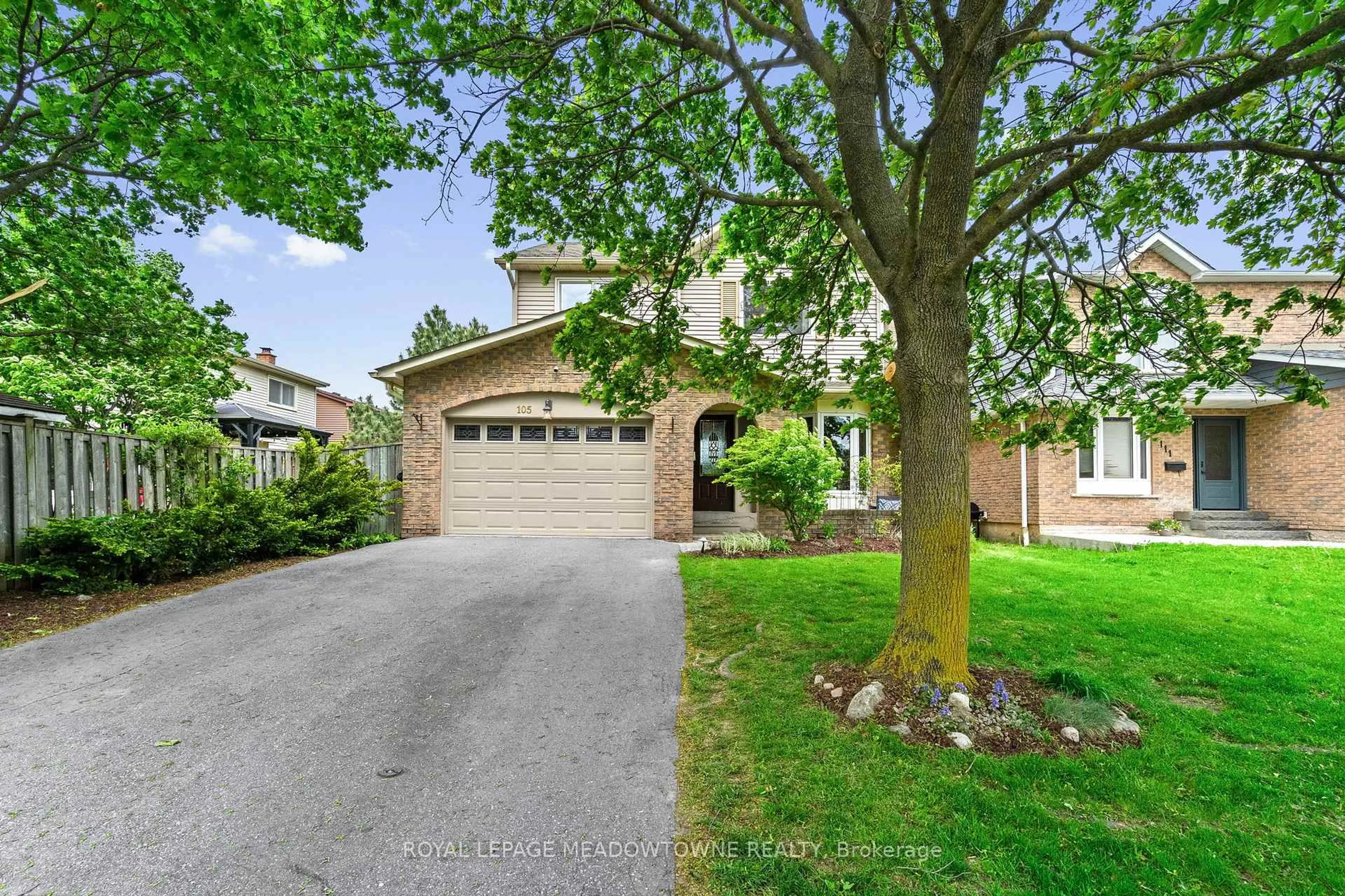 Home with brick exterior material, street for 105 Laurier Ave, Milton Ontario L9T 4X4