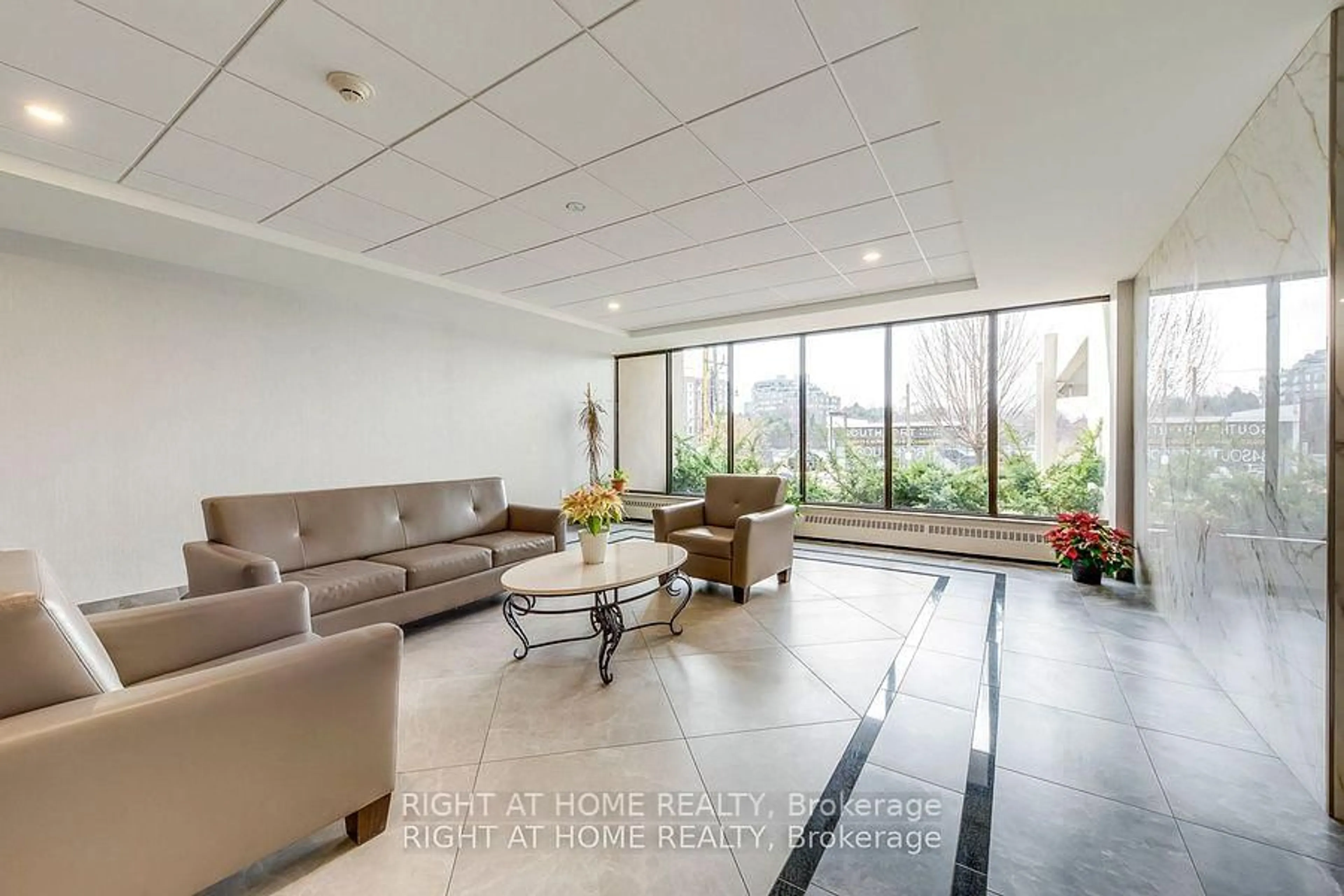 Lobby for 45 Southport St #304, Toronto Ontario M6S 3N5