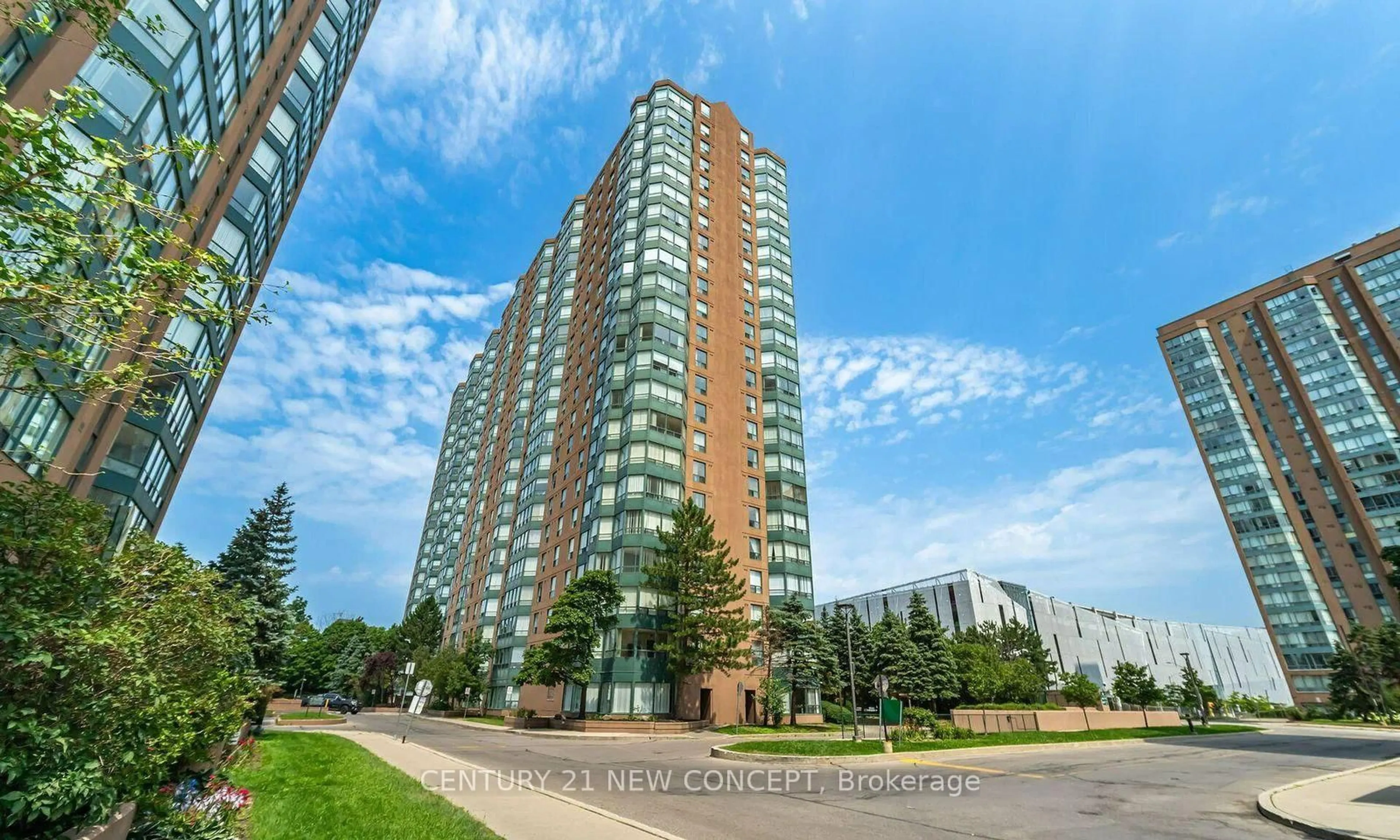 Unknown for 135 Hillcrest Ave #1914, Mississauga Ontario L5B 4B1