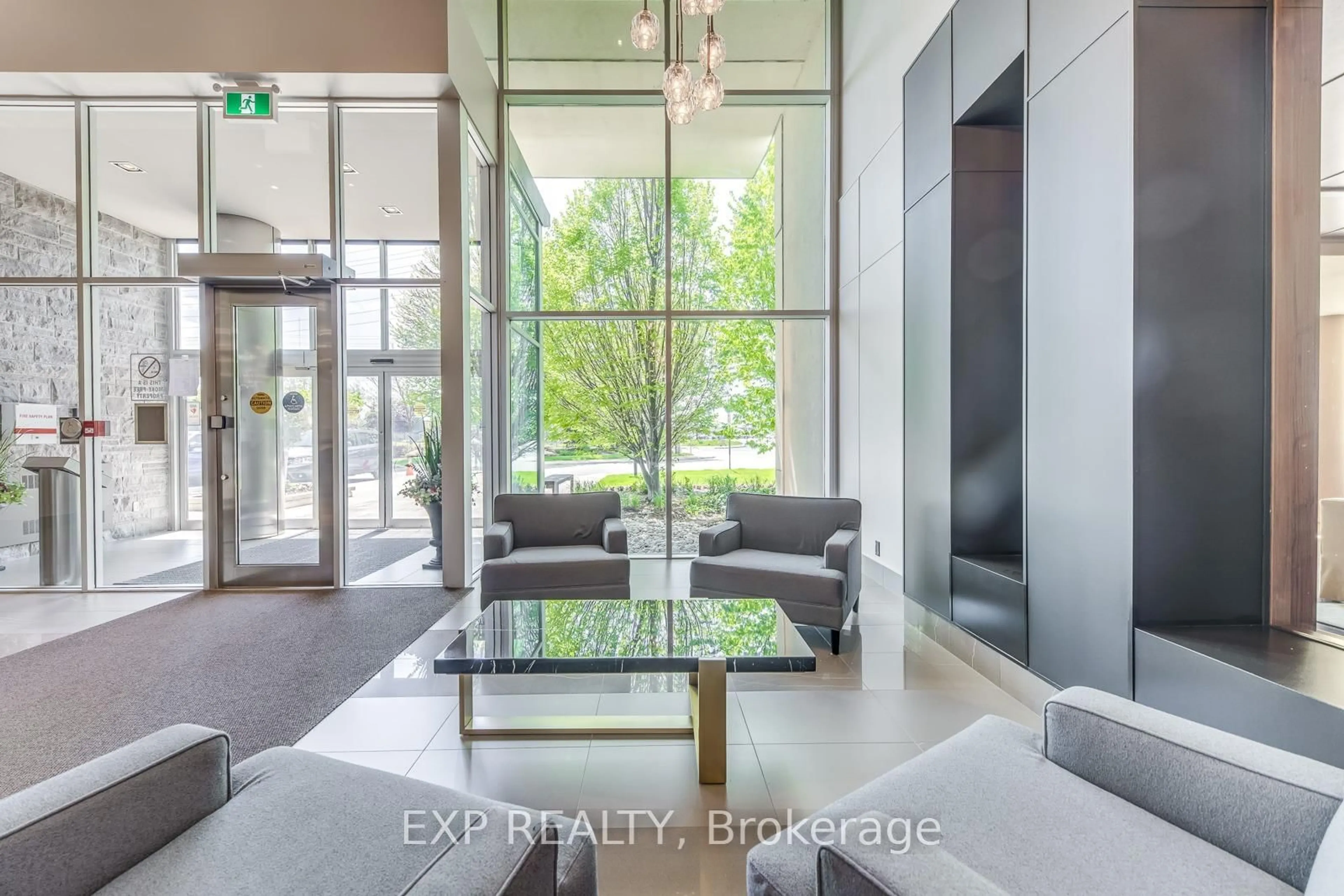 Unknown for 1055 Southdown Rd #905, Mississauga Ontario L5J 0A3