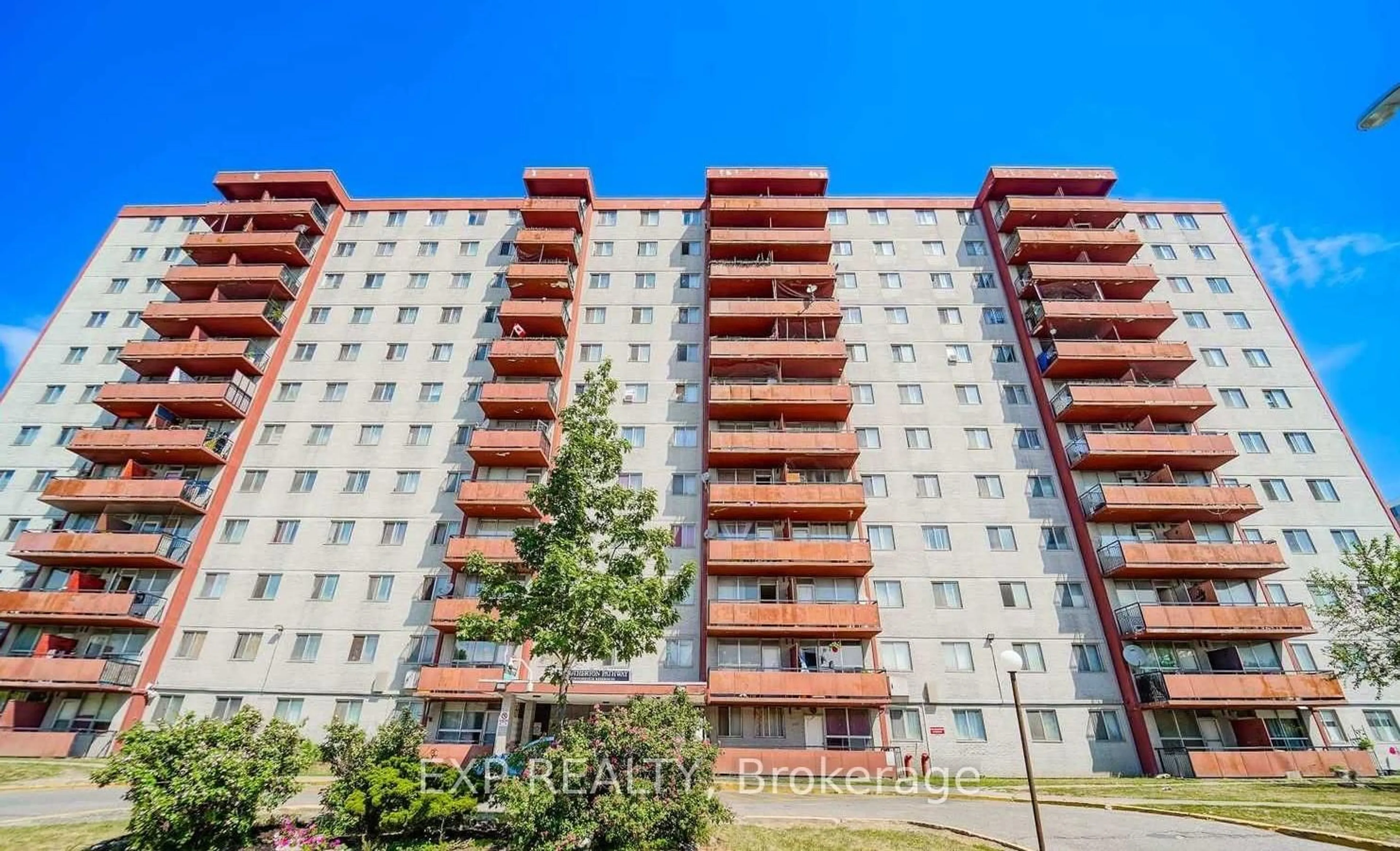 Unknown for 50 Lotherton Ptwy #402, Toronto Ontario M6B 2G8