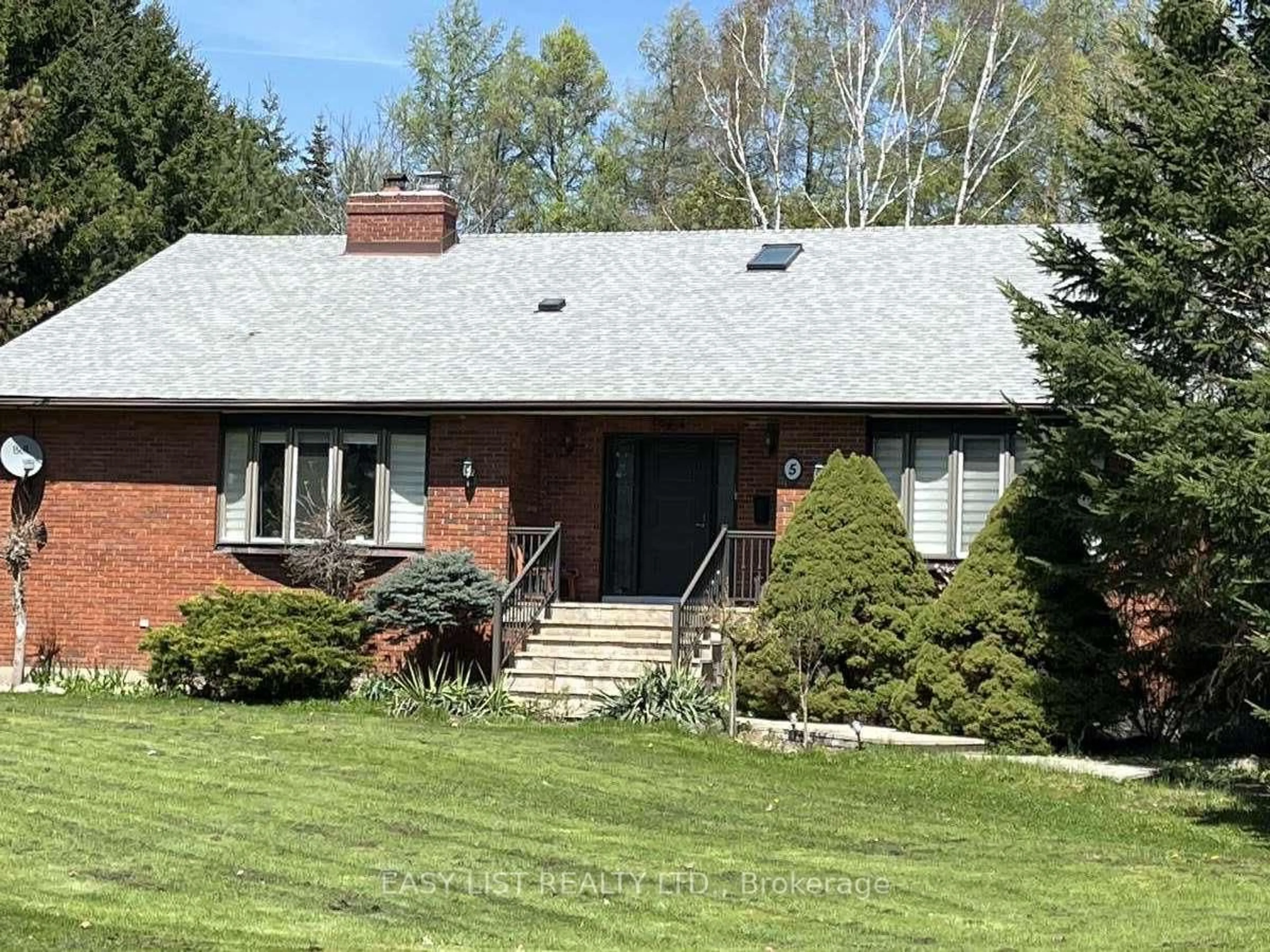 Unknown for 5 Worden View, Halton Hills Ontario L7J 2L8