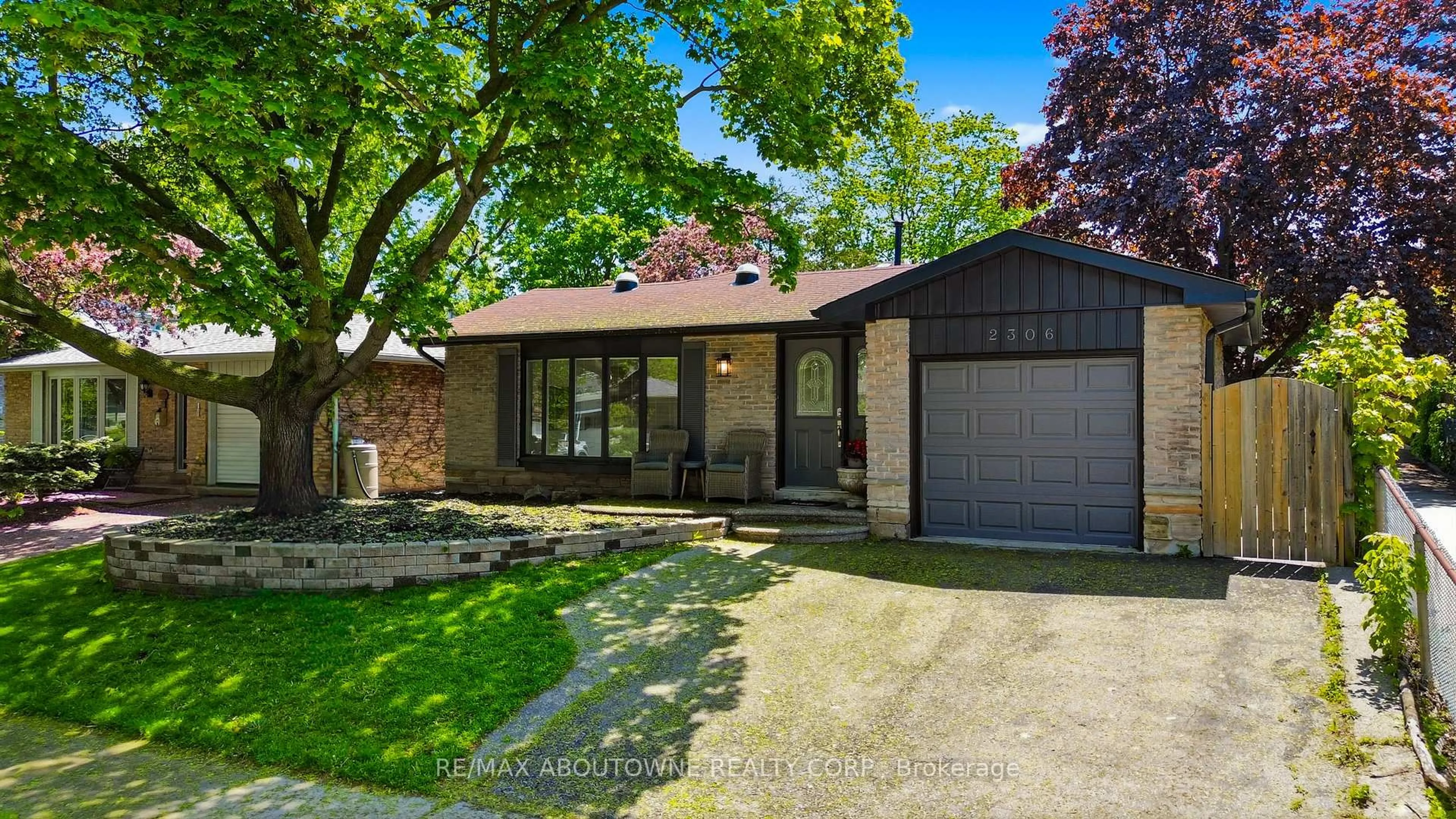 Unknown for 2306 Devon Rd, Oakville Ontario L6J 5R4