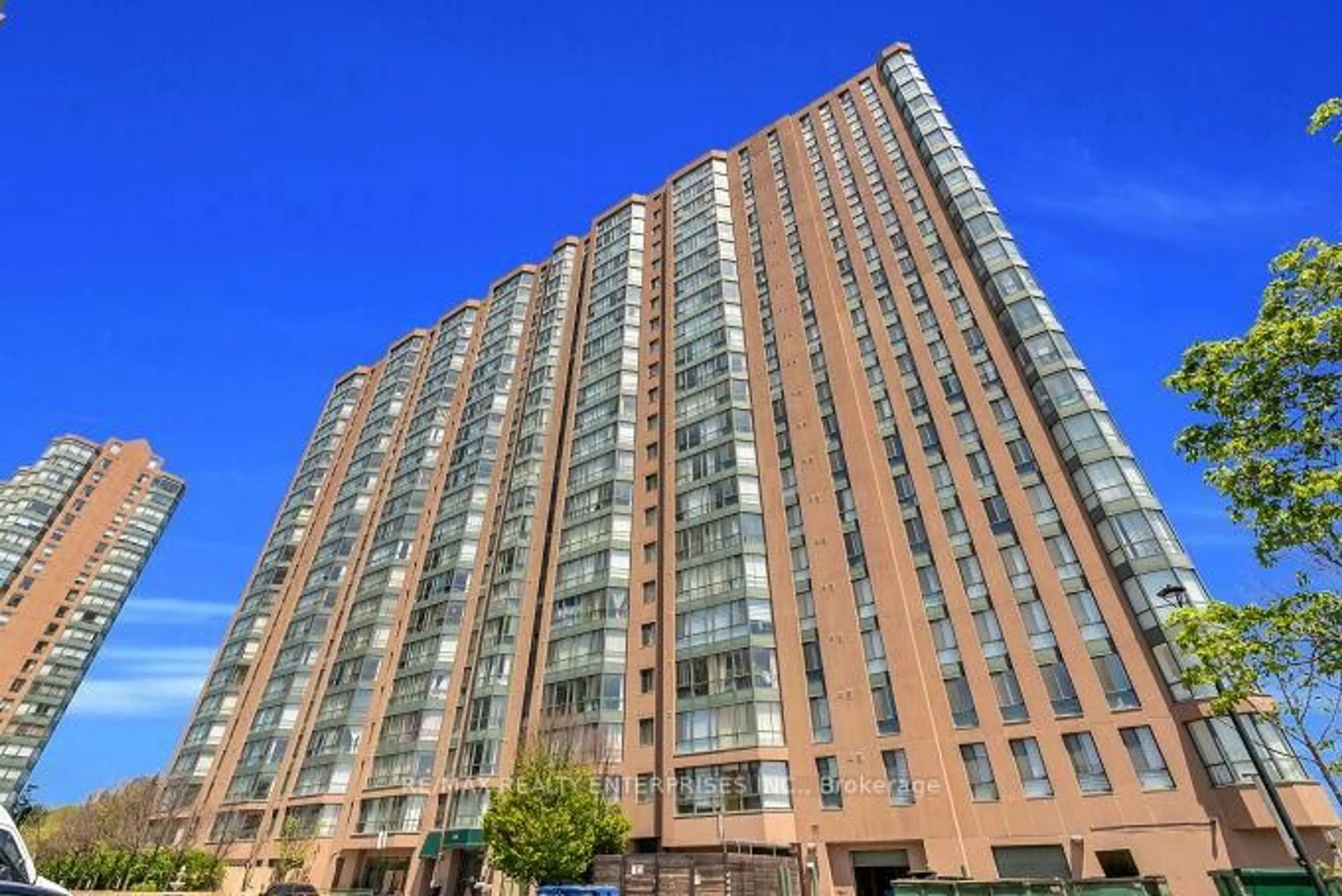 Unknown for 145 Hillcrest Ave #2016, Mississauga Ontario L5B 3Z1