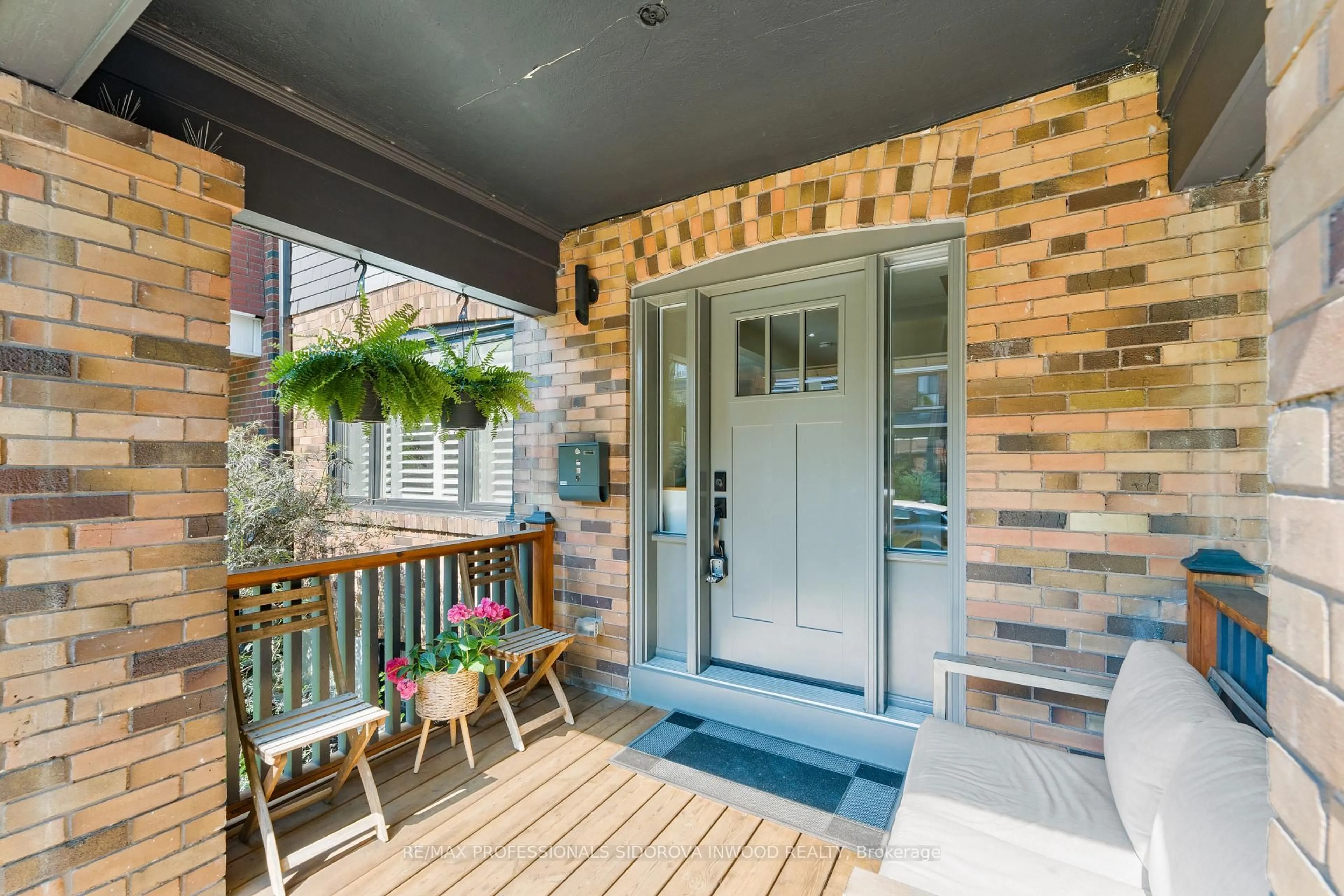 Unknown for 707 Windermere Ave, Toronto Ontario M6S 3M2