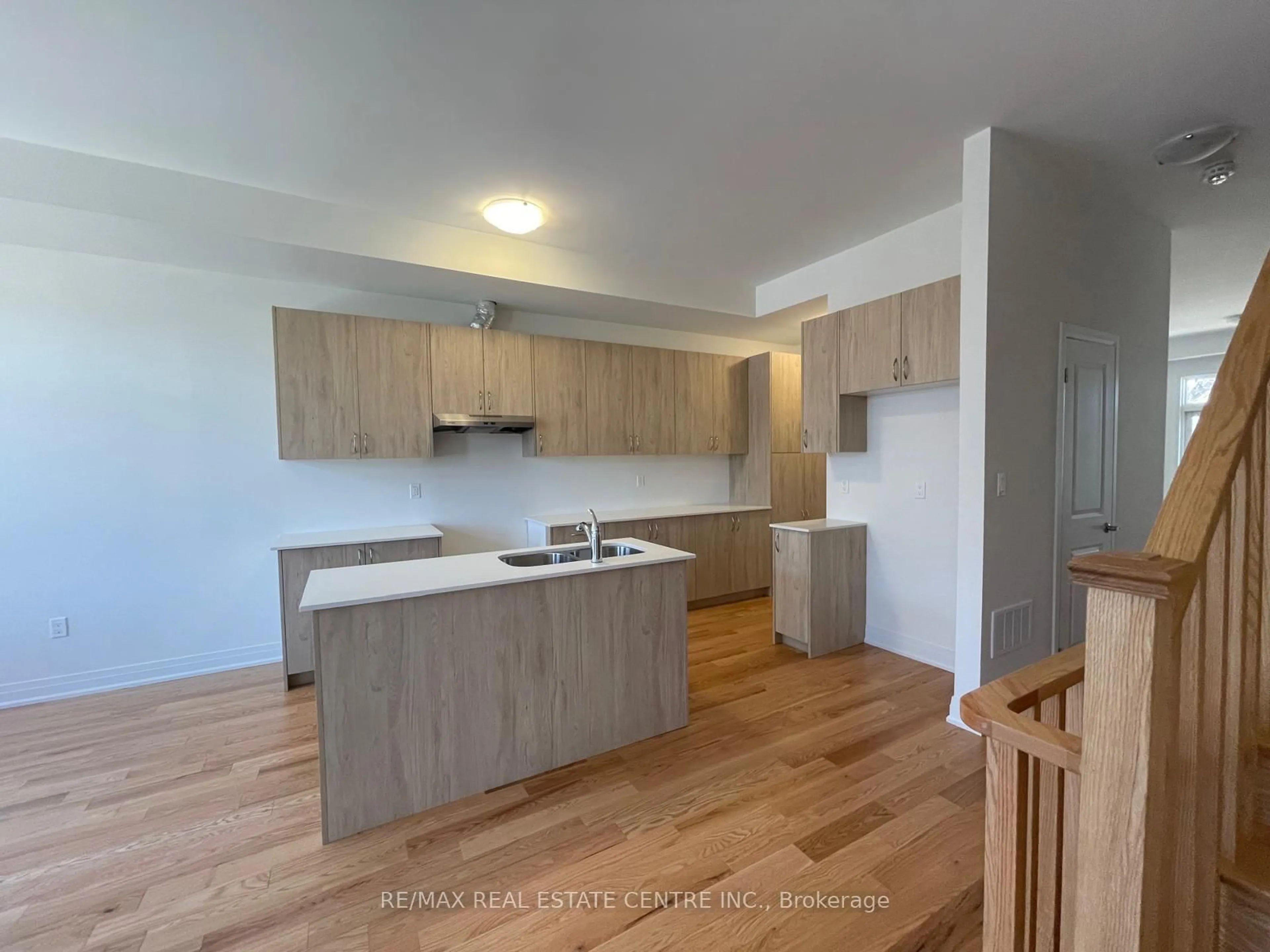 Unknown for 86 Salina St, Mississauga Ontario L5M 2S5