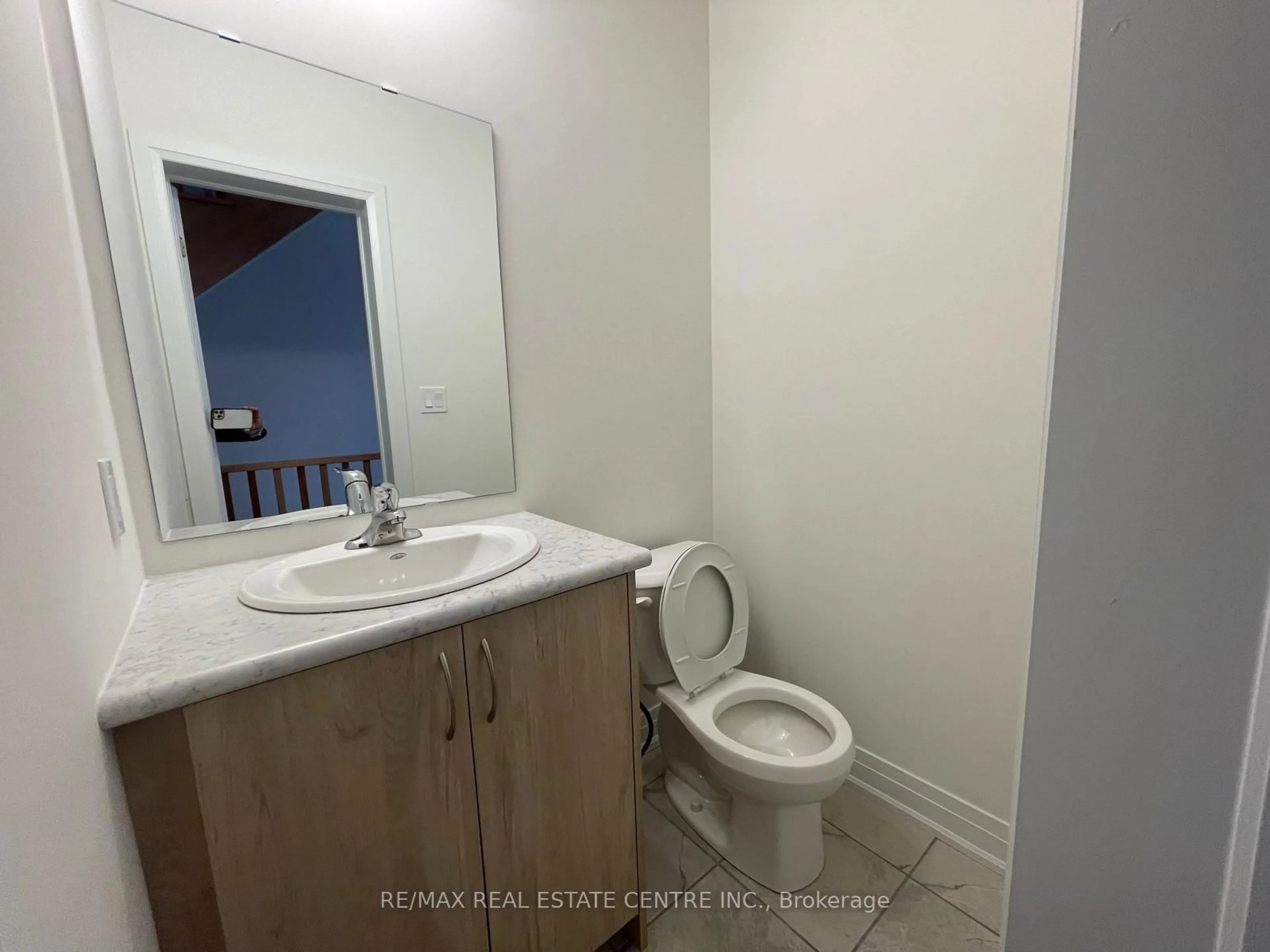 Unknown for 86 Salina St, Mississauga Ontario L5M 2S5