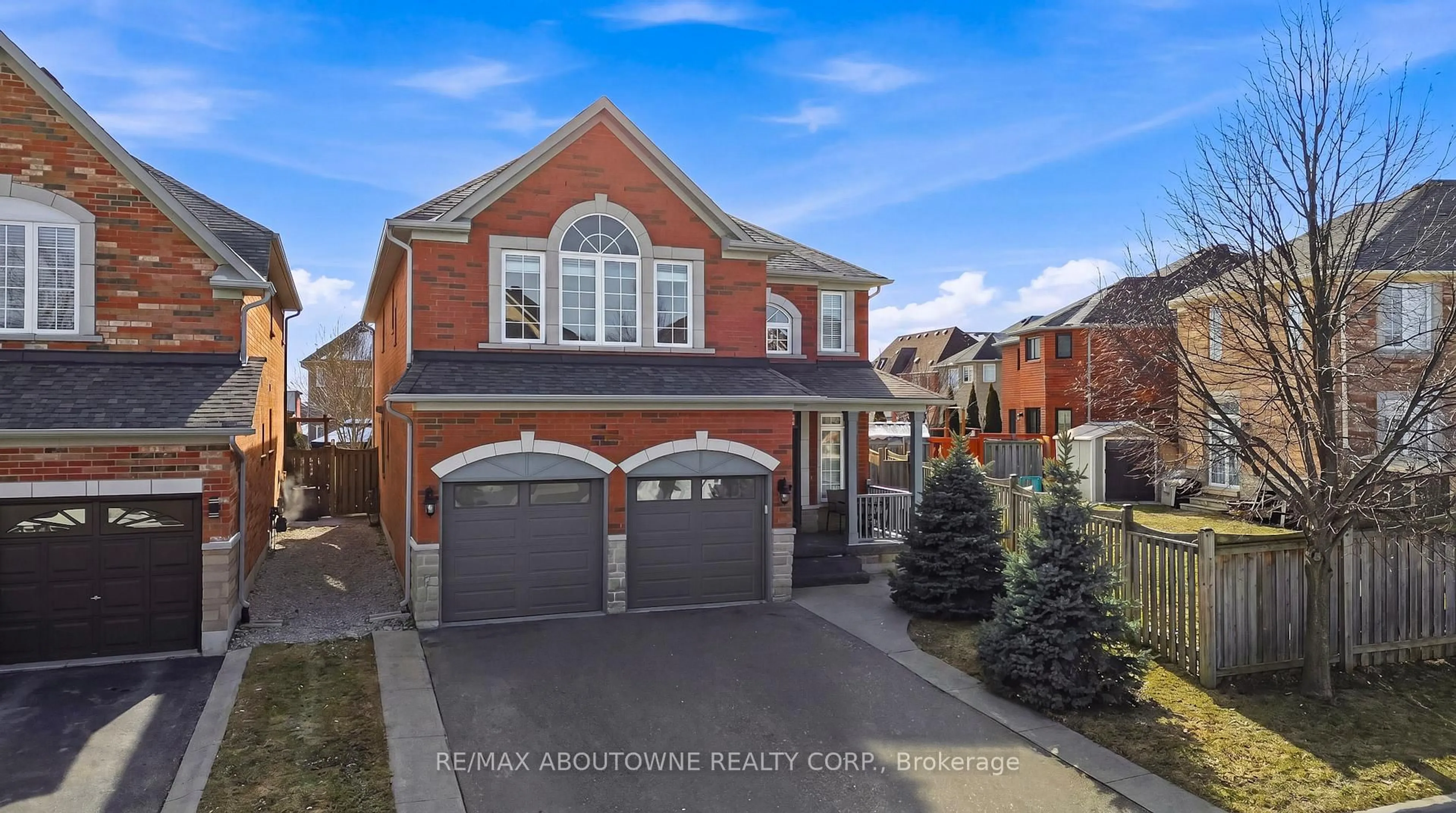 Unknown for 2070 Willhaven Tr, Oakville Ontario L6M 5G3