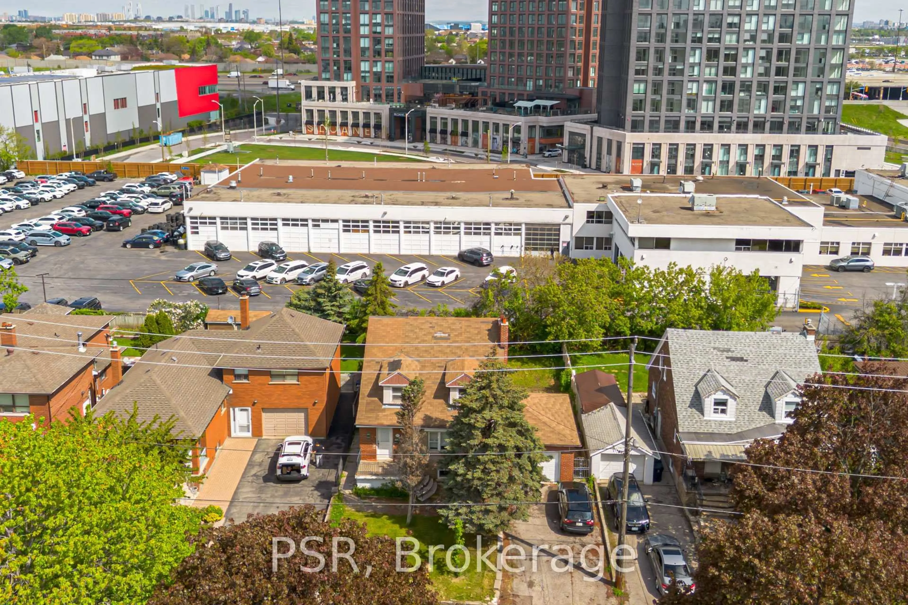 Unknown for 14 Jane Osler Blvd, Toronto Ontario M6A 1W7
