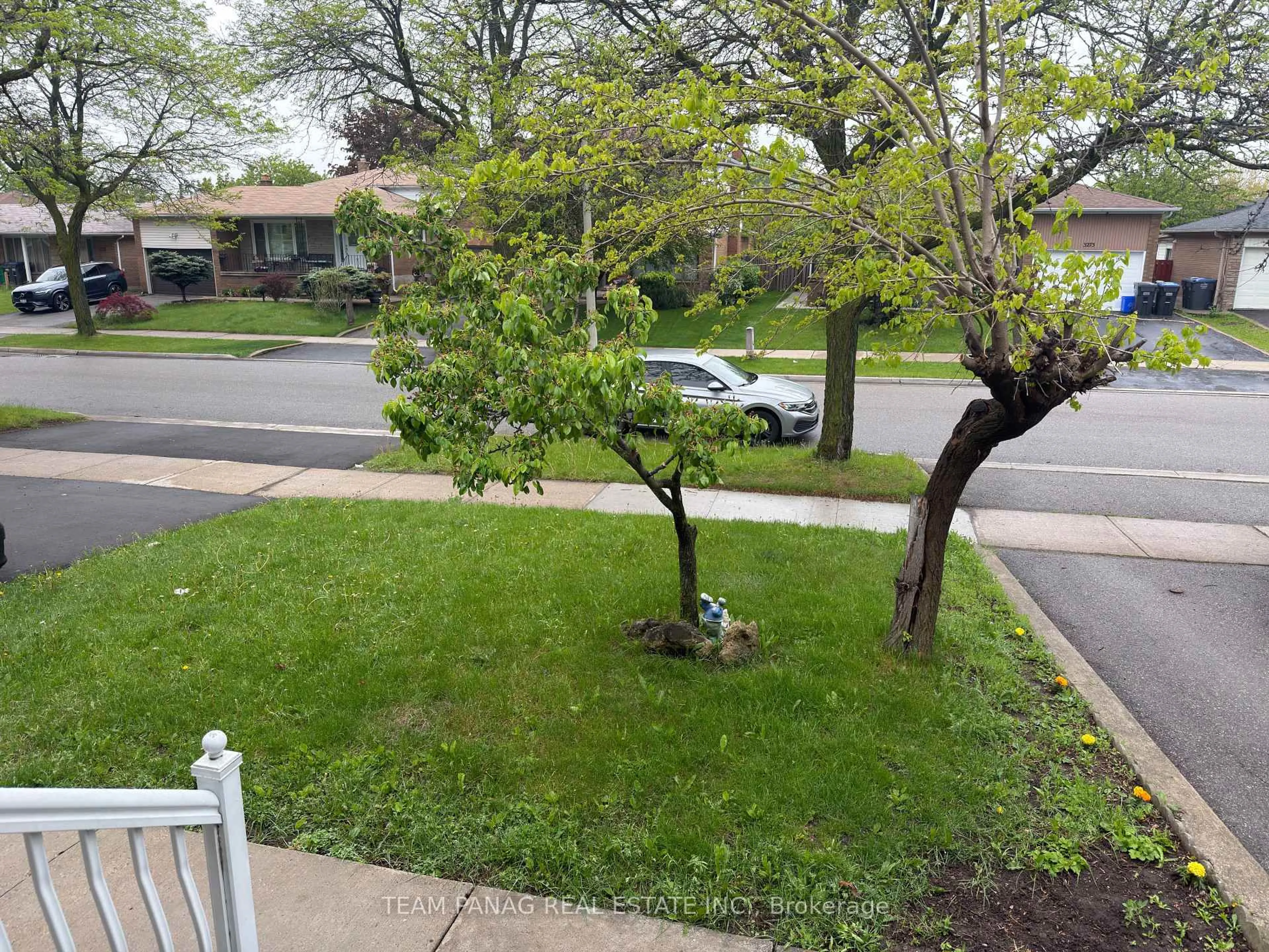 Unknown for 3272 Twilight Rd, Mississauga Ontario L4T 1Z9