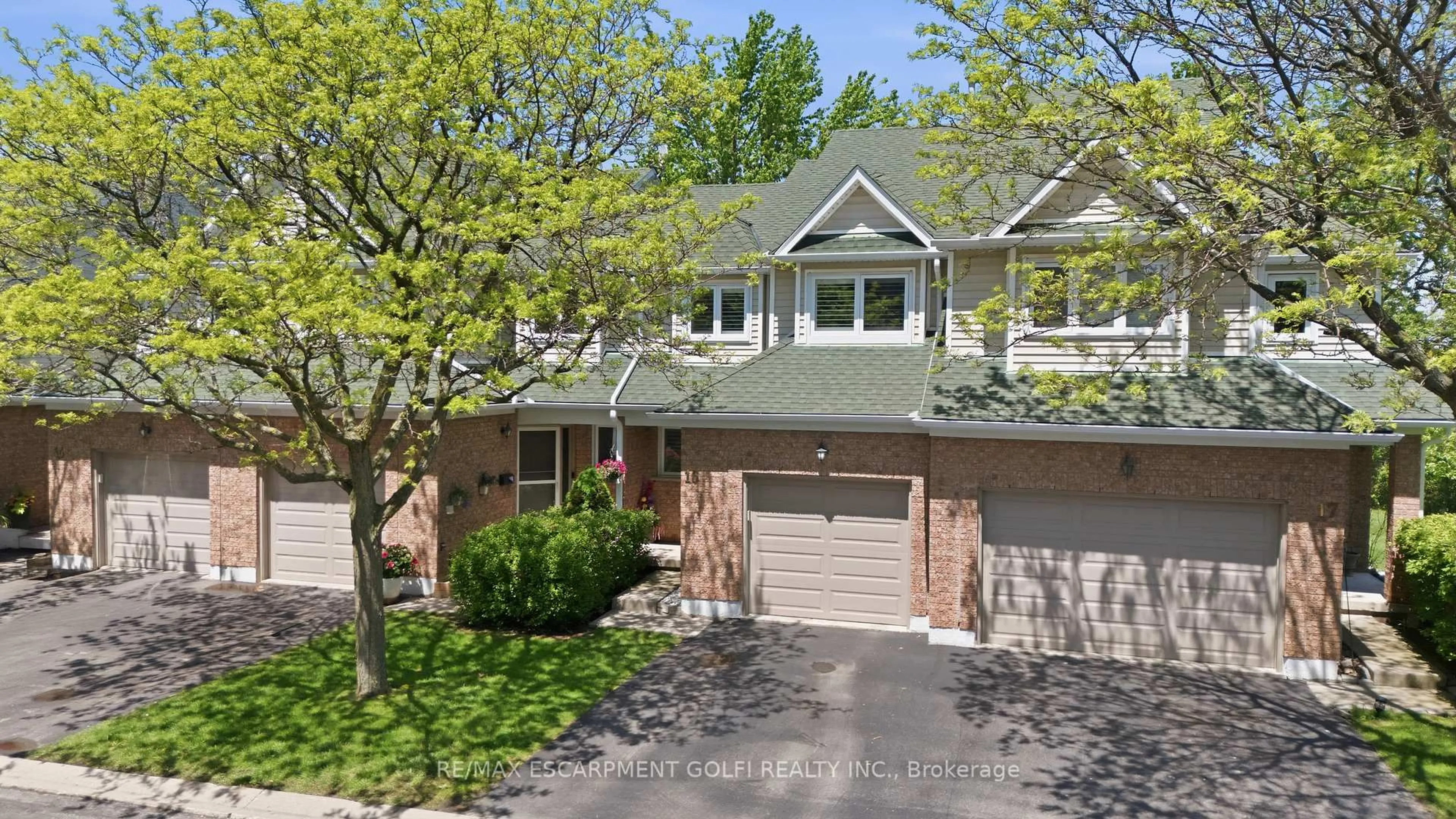 Unknown for 2215 Cleaver Ave #16, Burlington Ontario L7M 4C5
