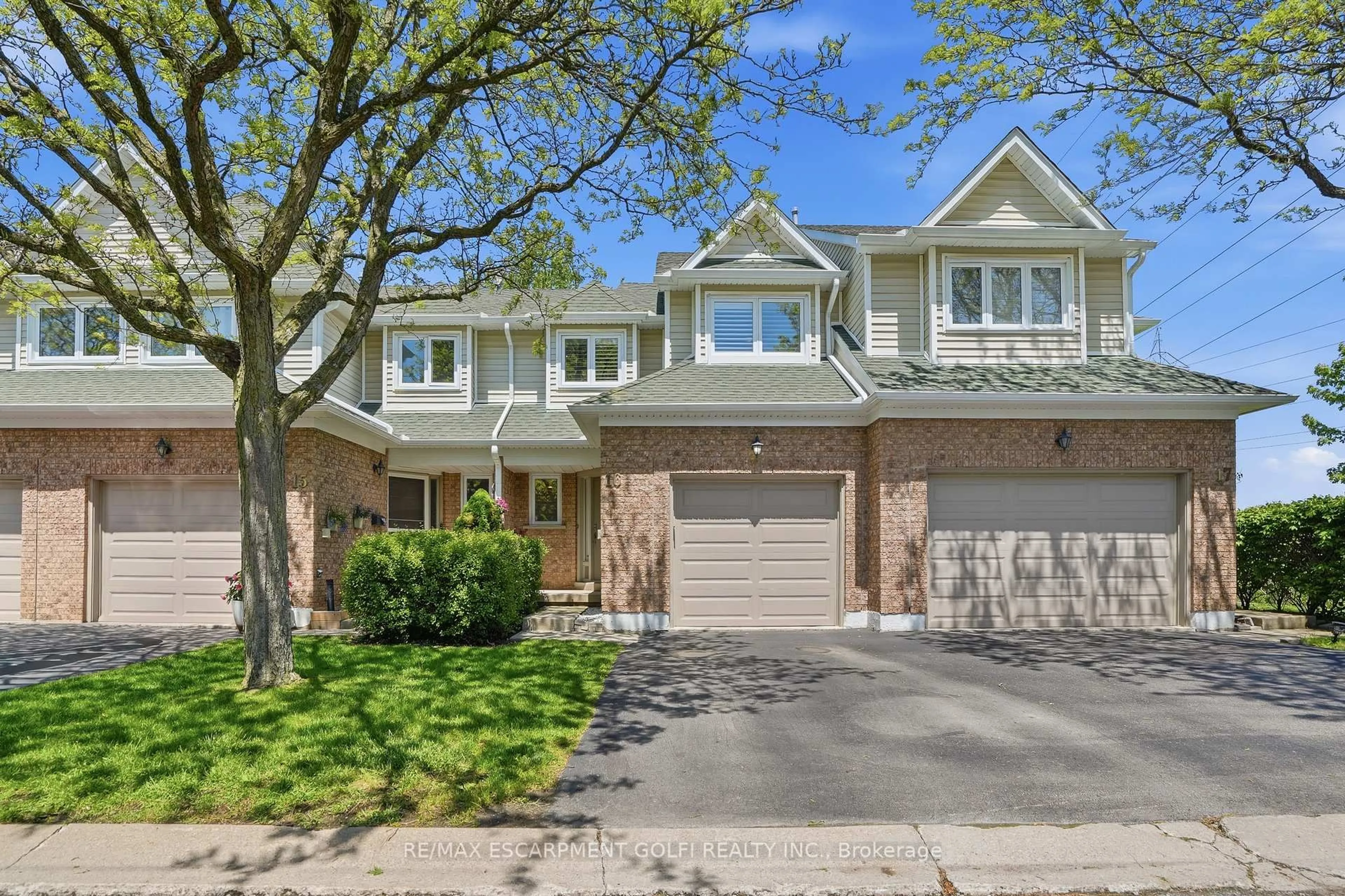 Unknown for 2215 Cleaver Ave #16, Burlington Ontario L7M 4C5