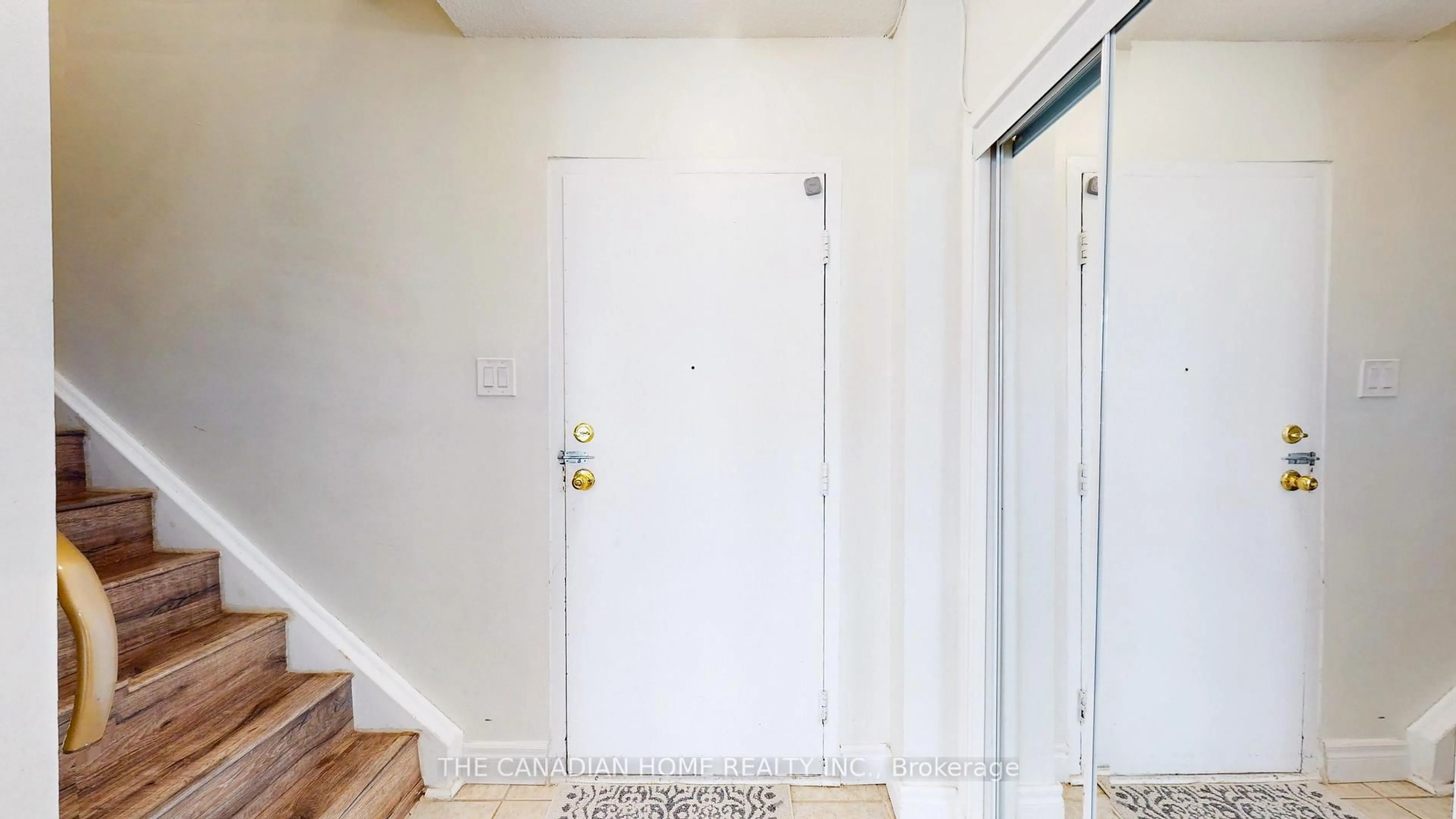 Unknown for 1055 A Forestwood Dr #115, Mississauga Ontario L5C 2T8