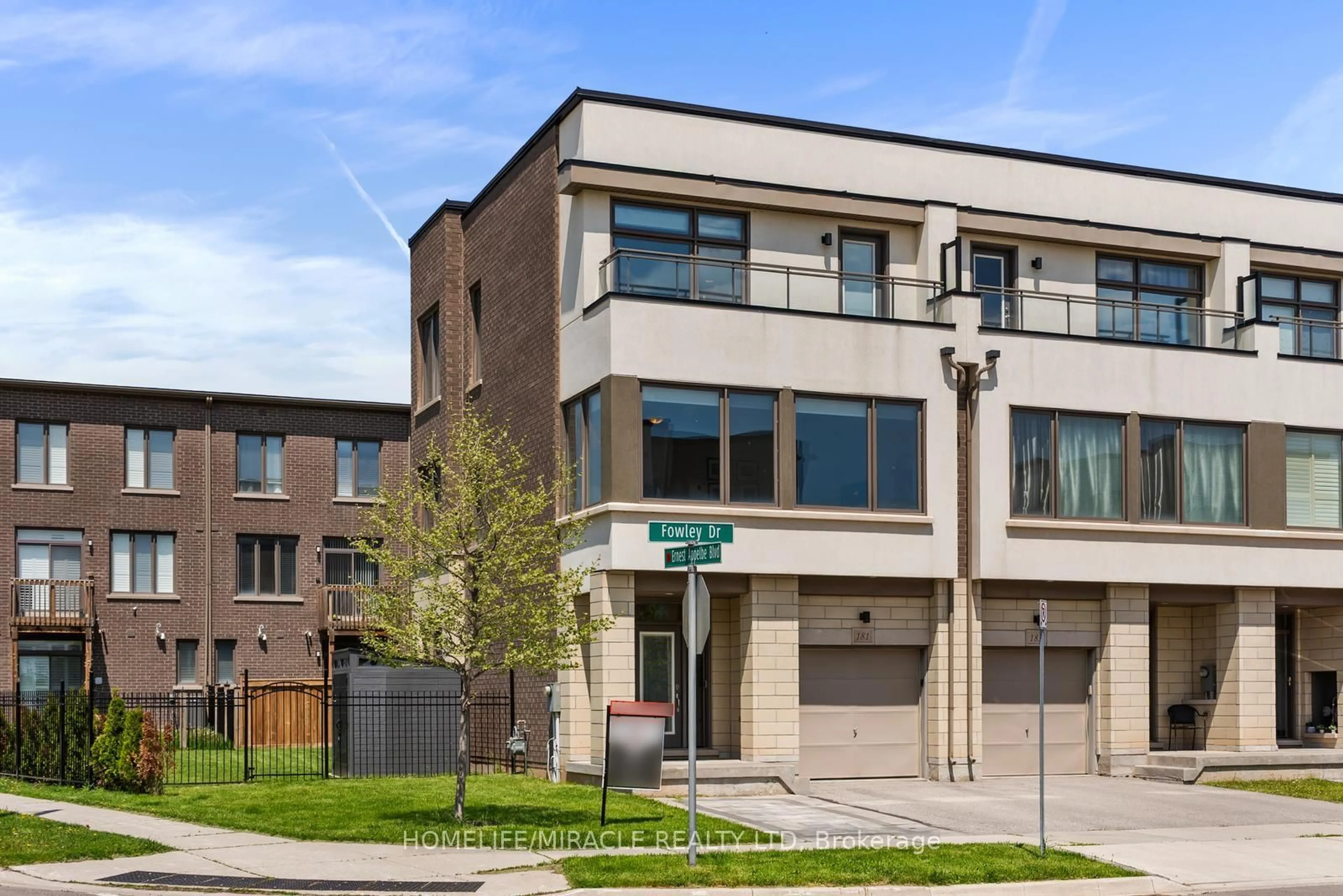 Home with brick exterior material, street for 181 Fowley Dr, Oakville Ontario L6H 0P2