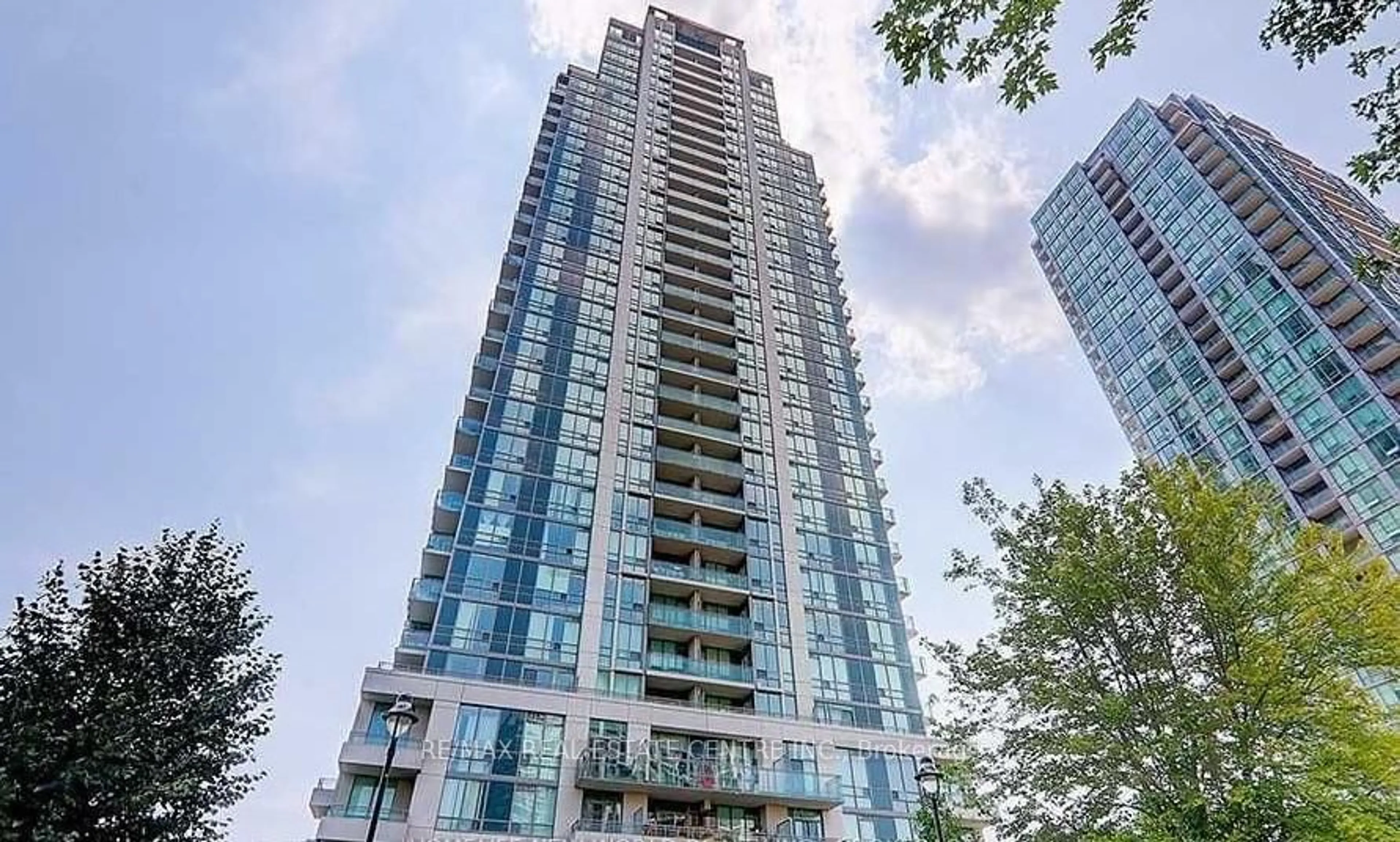 Patio, unknown for 3515 Kariya Dr Dr #1705, Mississauga Ontario L5B 0C1