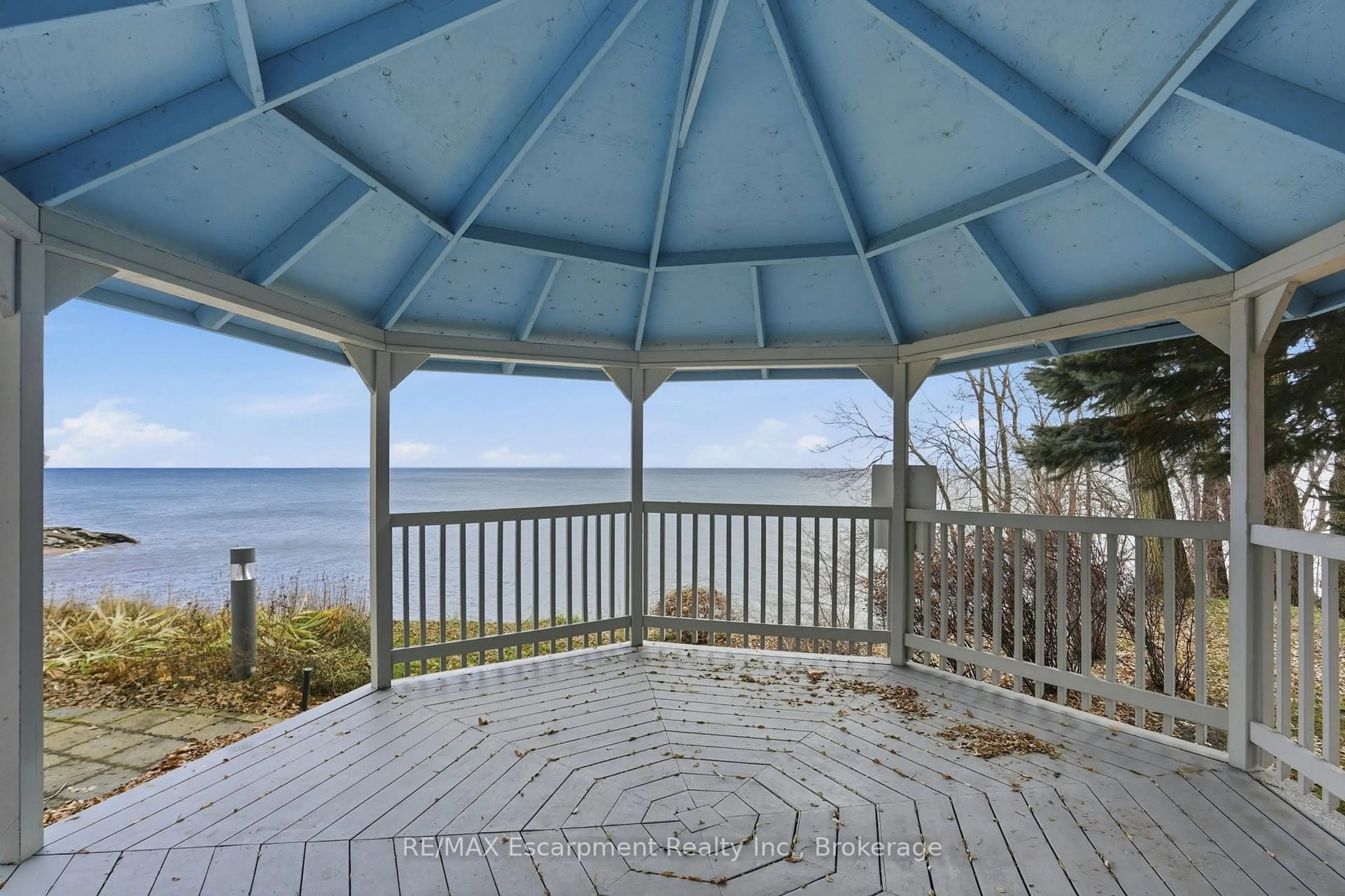 Patio, water/lake/river/ocean view for 5188 Lakeshore Rd #310, Burlington Ontario L7L 6P4