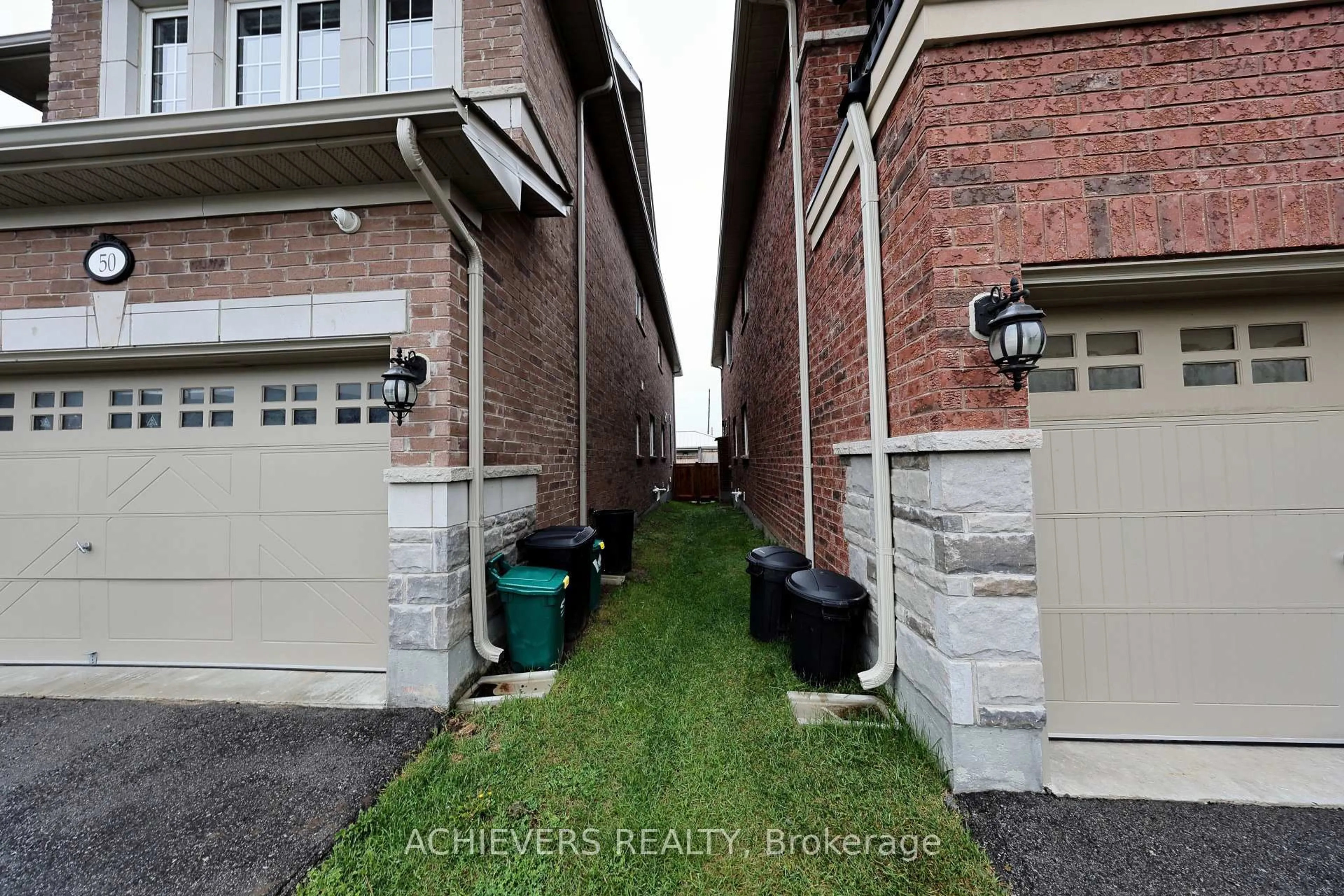 Unknown for 52 Branigan Cres, Halton Hills Ontario L7G 0N1