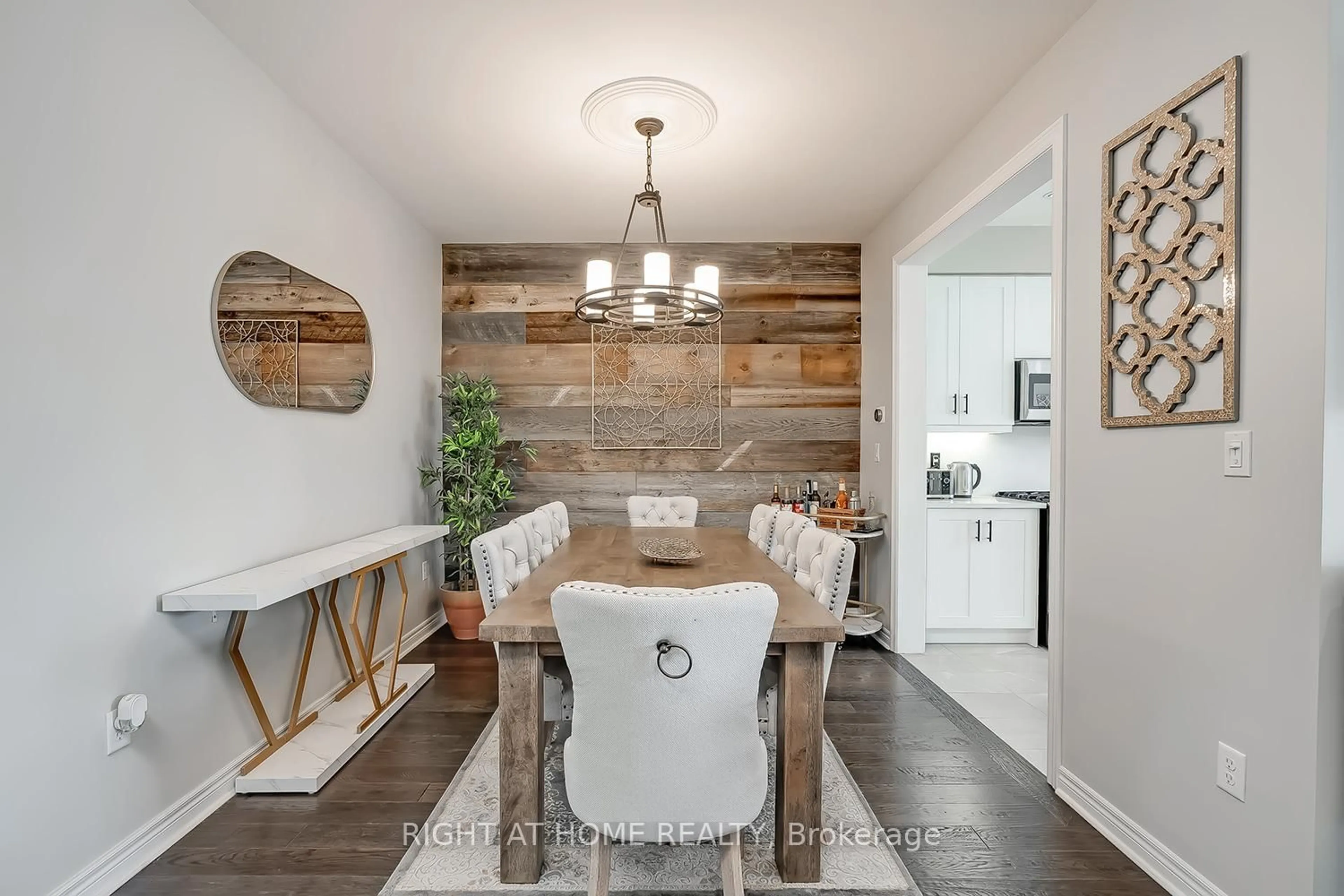 Dining room, wood/laminate floor for 2033 Trawden Way, Oakville Ontario L6M 0M2