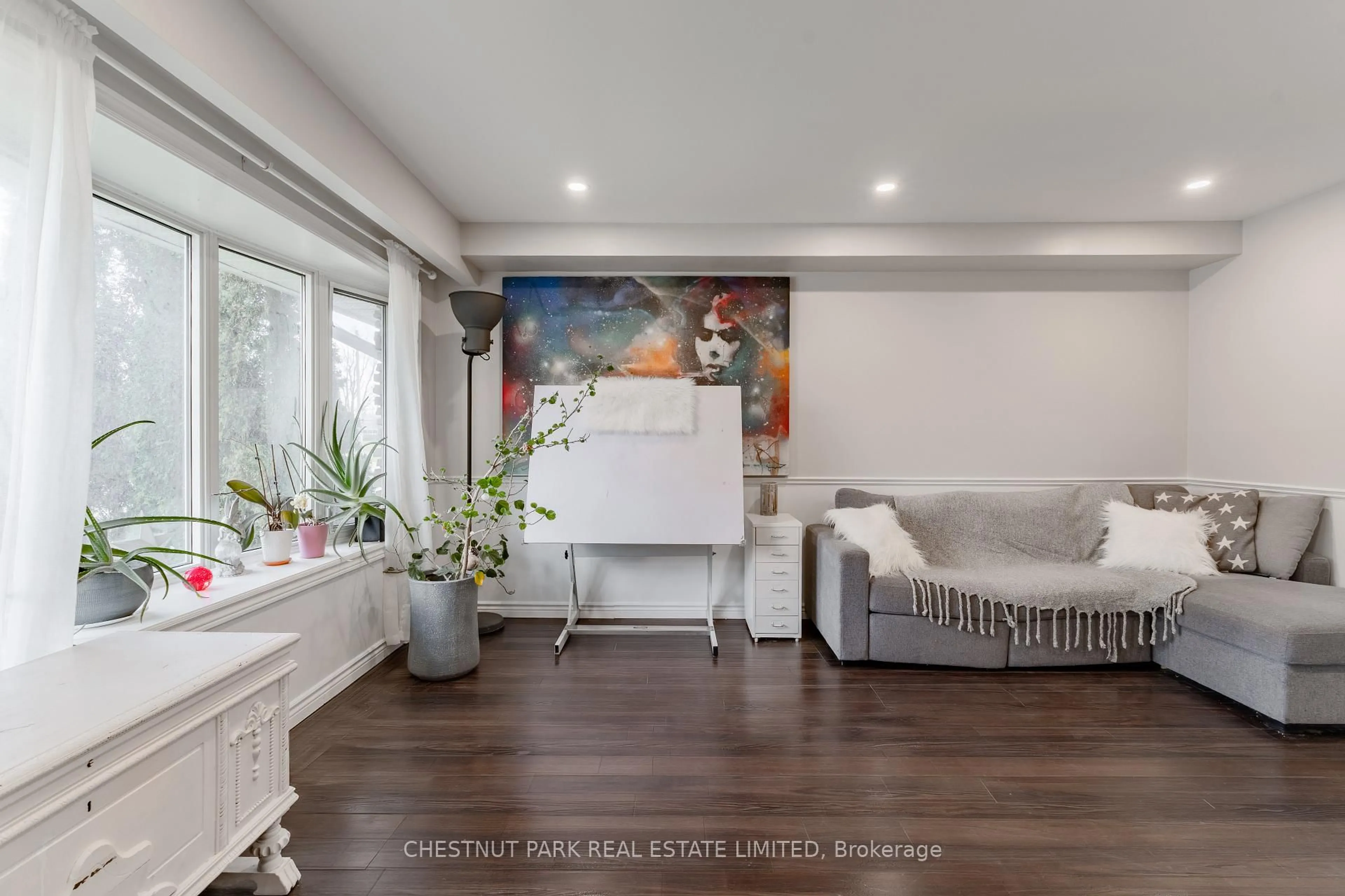 Living room with furniture, unknown for 69 Madison Ave, Orangeville Ontario L9W 1R9
