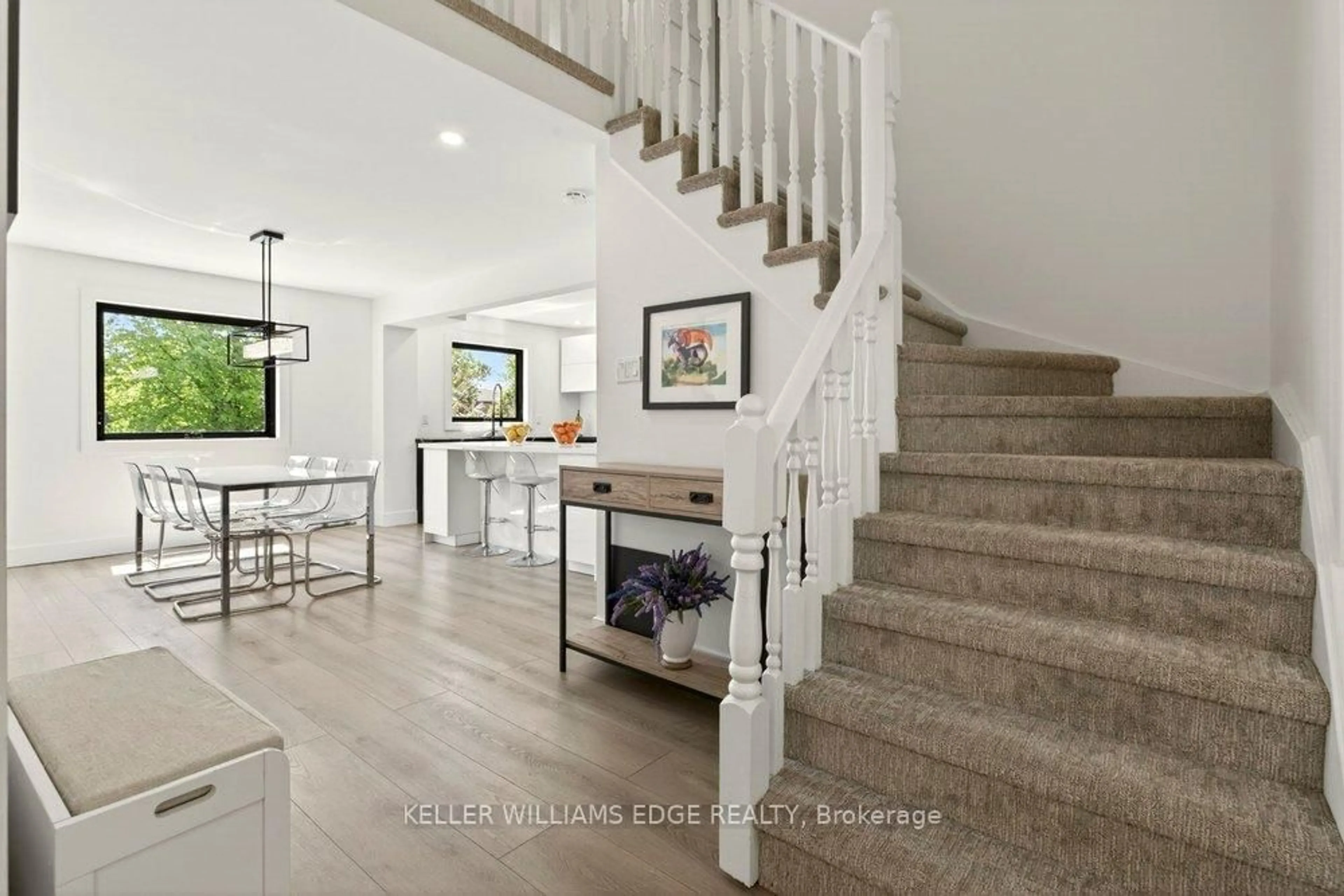 Unknown for 2192 Melissa Cres, Burlington Ontario L7P 4J7