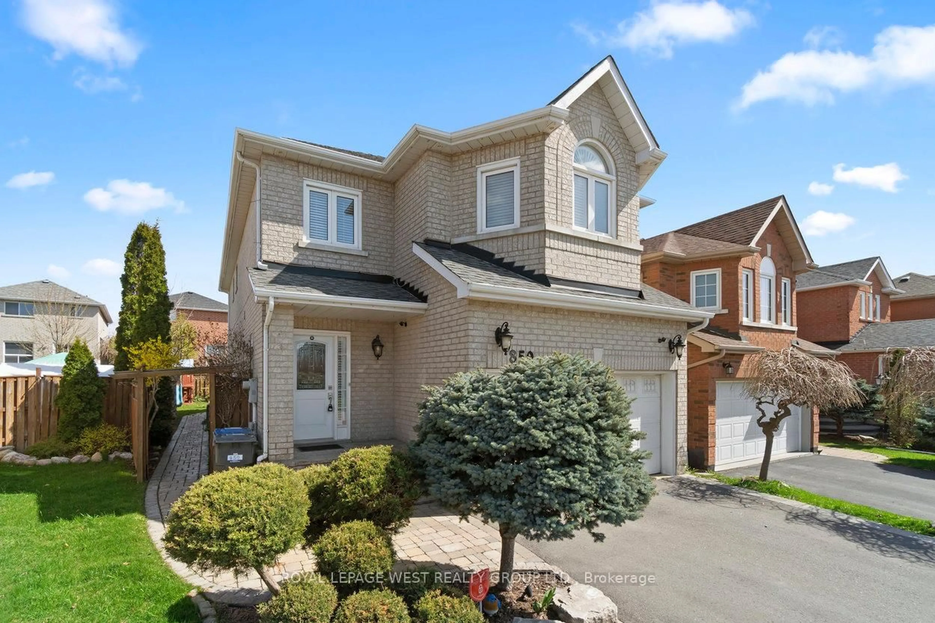 Home with brick exterior material, street for 859 Mays Cres, Mississauga Ontario L5V 2J1