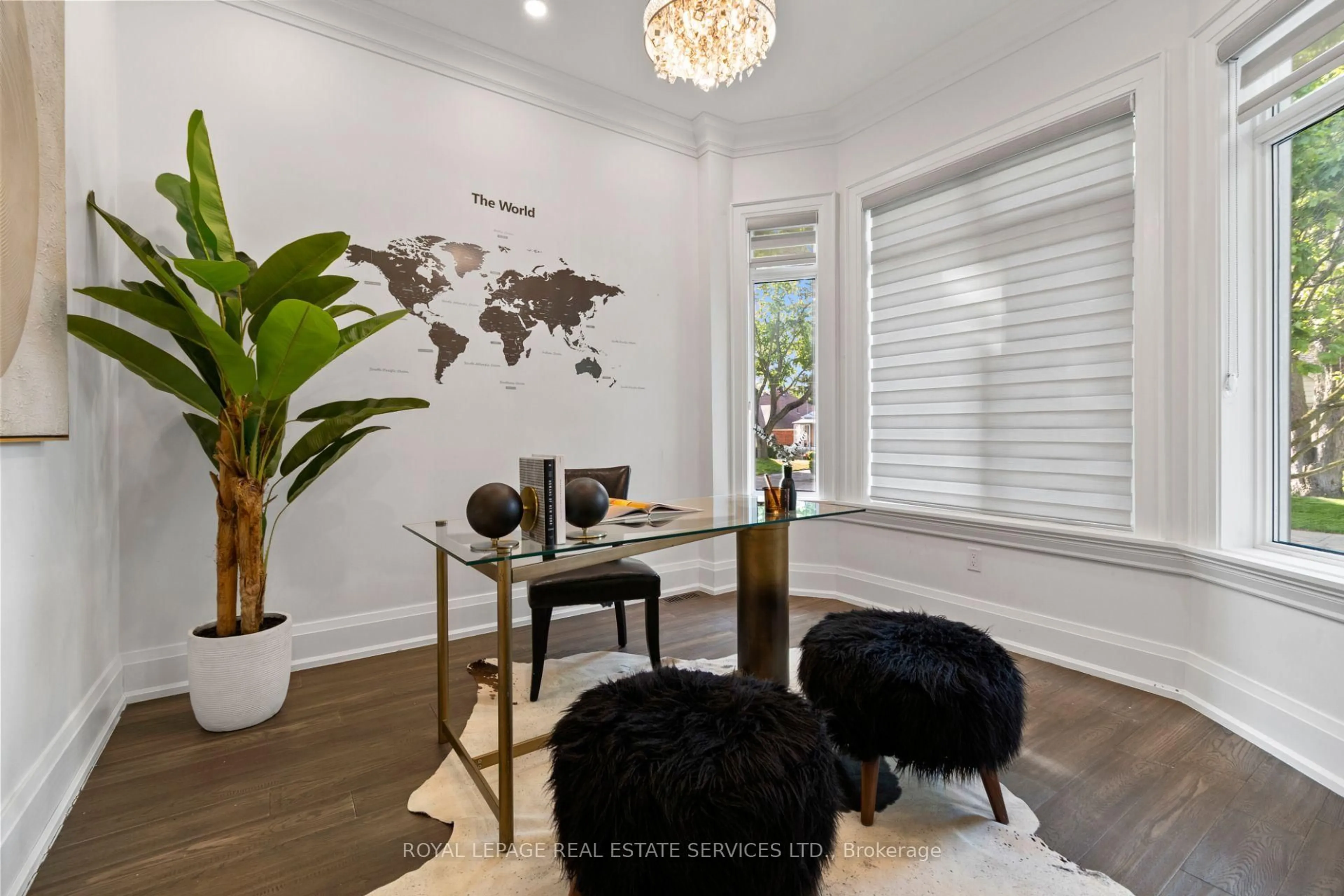 A pic of a room for 5 Kirk Bradden Rd, Toronto Ontario M8Y 2G1