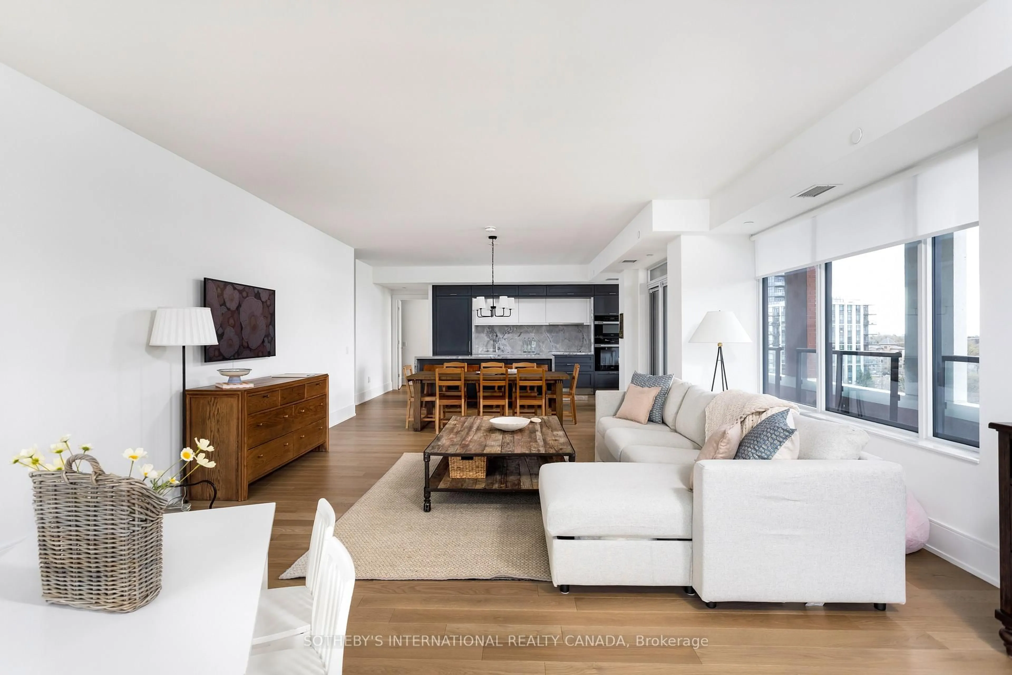 Living room with furniture, unknown for 259 The Kingsway #609, Toronto Ontario M9A 3T7