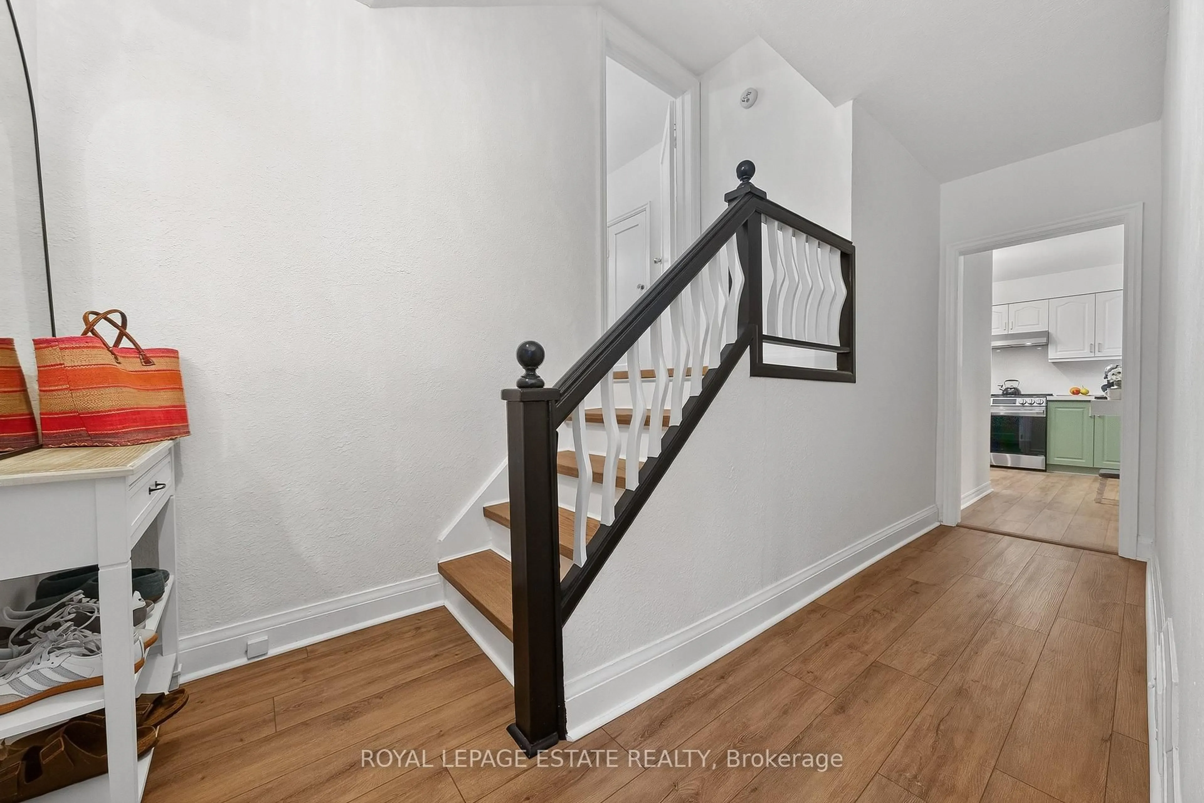 Stairs for 1016 Kipling Ave, Toronto Ontario M9B 3L4